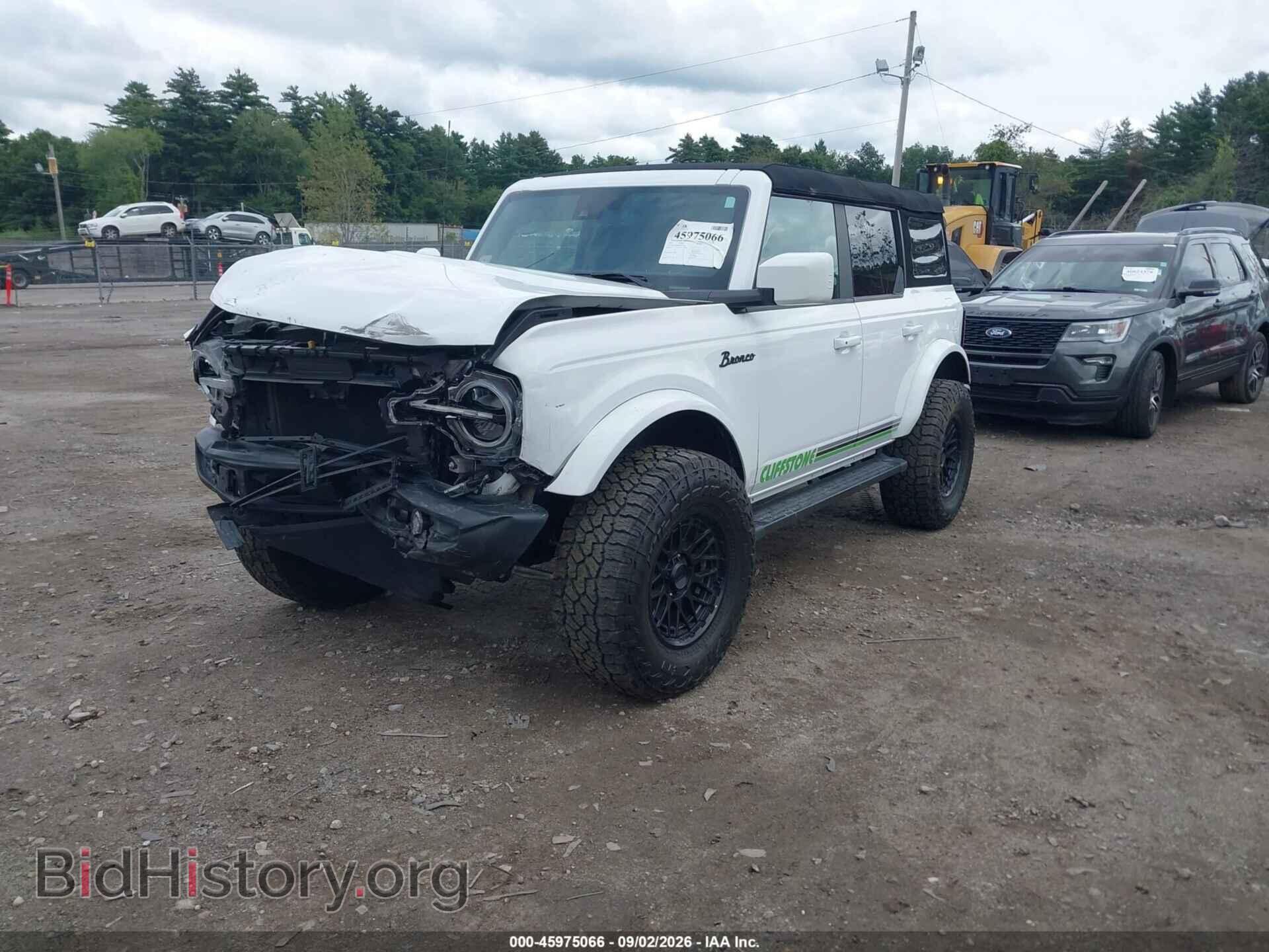 2024 FORD BRONCO - VIN: 1FMEE8BP4RLA25751 - Photo 2