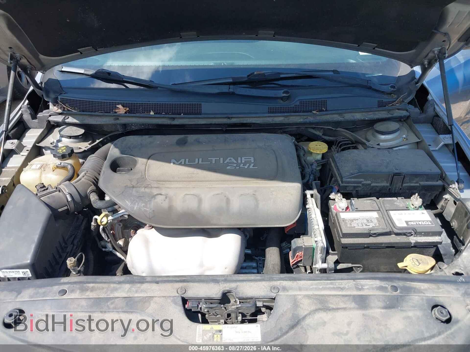 2015 CHRYSLER 200 - VIN: 1C3CCCBB8FN717573 - Фото 10