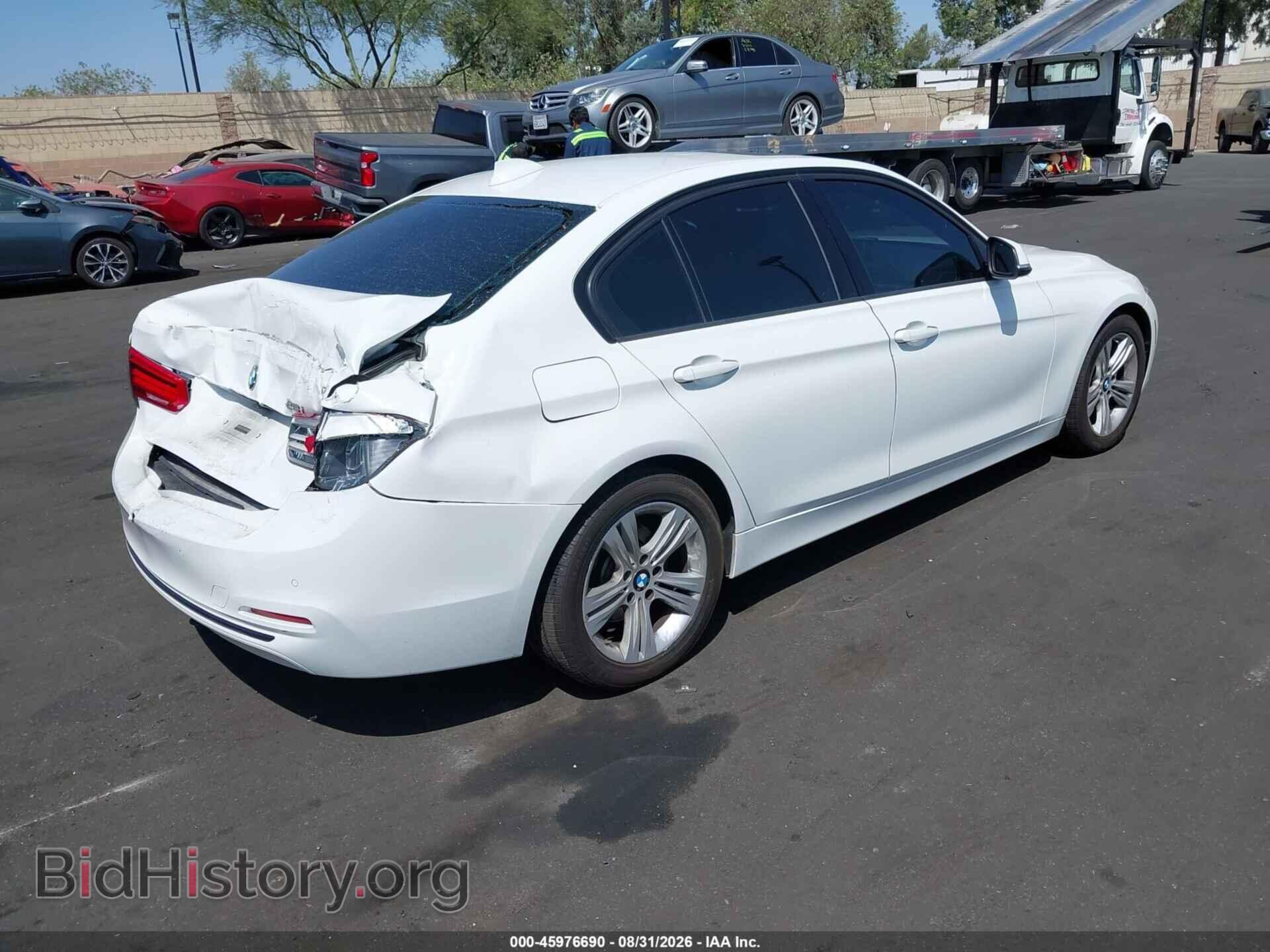 2016 BMW 328I - VIN: WBA8E9G55GNU30420 - Фото 4