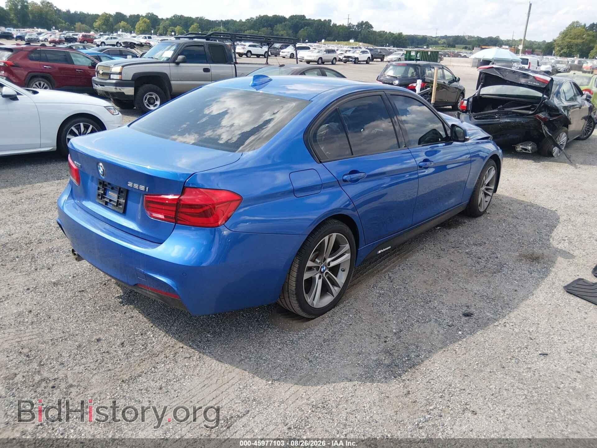 2016 BMW 328I - VIN: WBA8E3G58GNU02592 - Фото 4