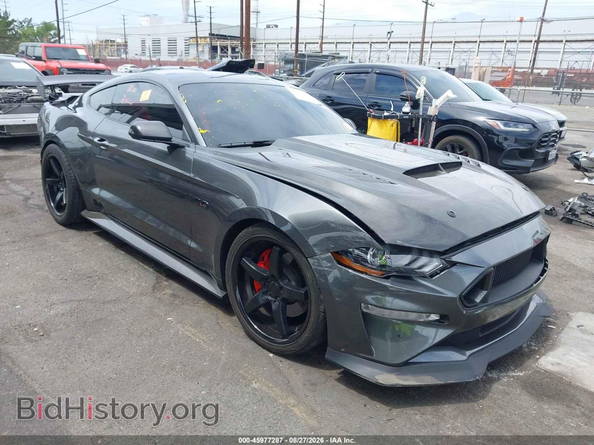Photo 1FA6P8CF2L5141900 - FORD MUSTANG 2020