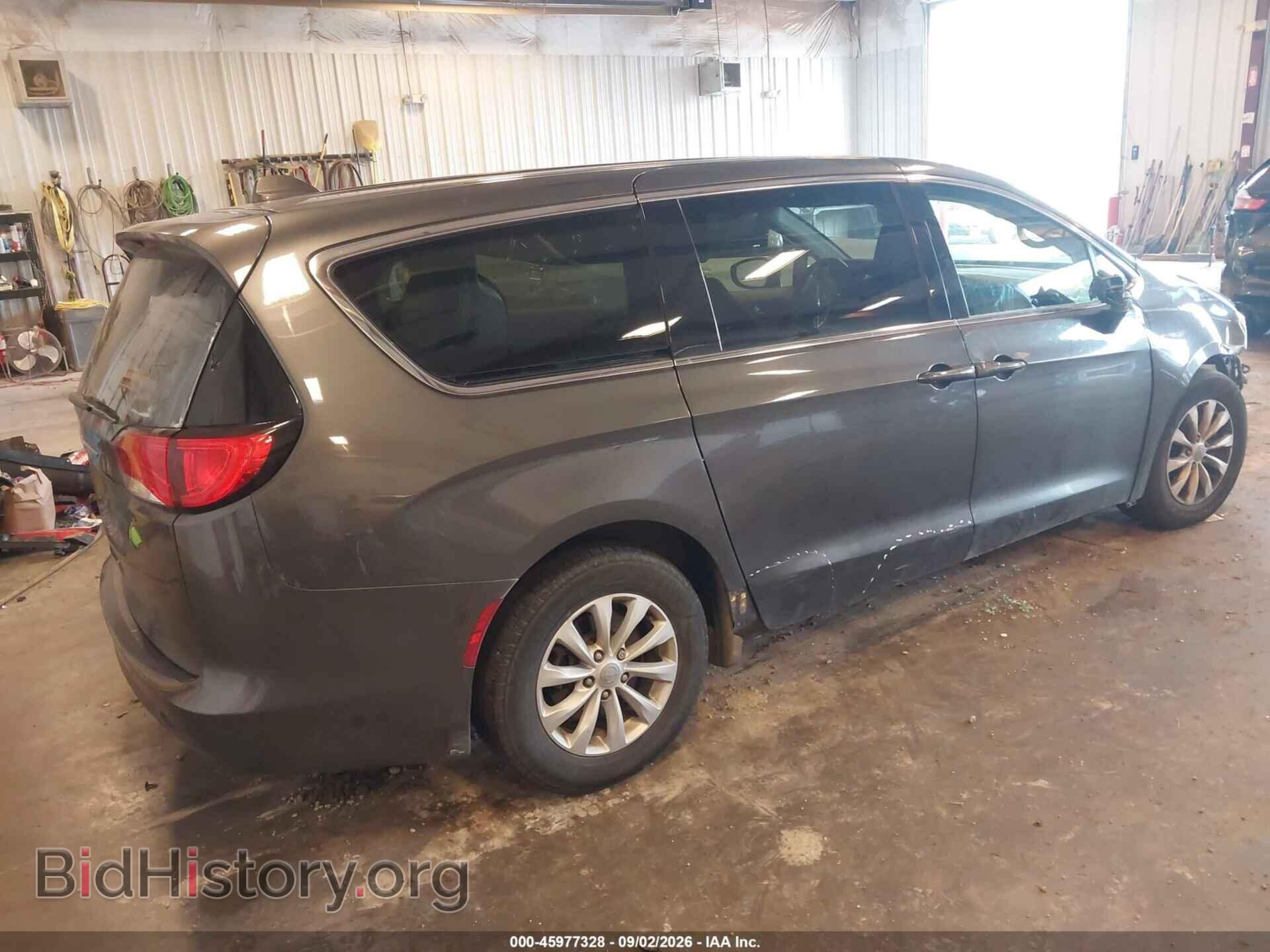2017 CHRYSLER PACIFICA - VIN: 2C4RC1DG3HR532081 - Фото 4