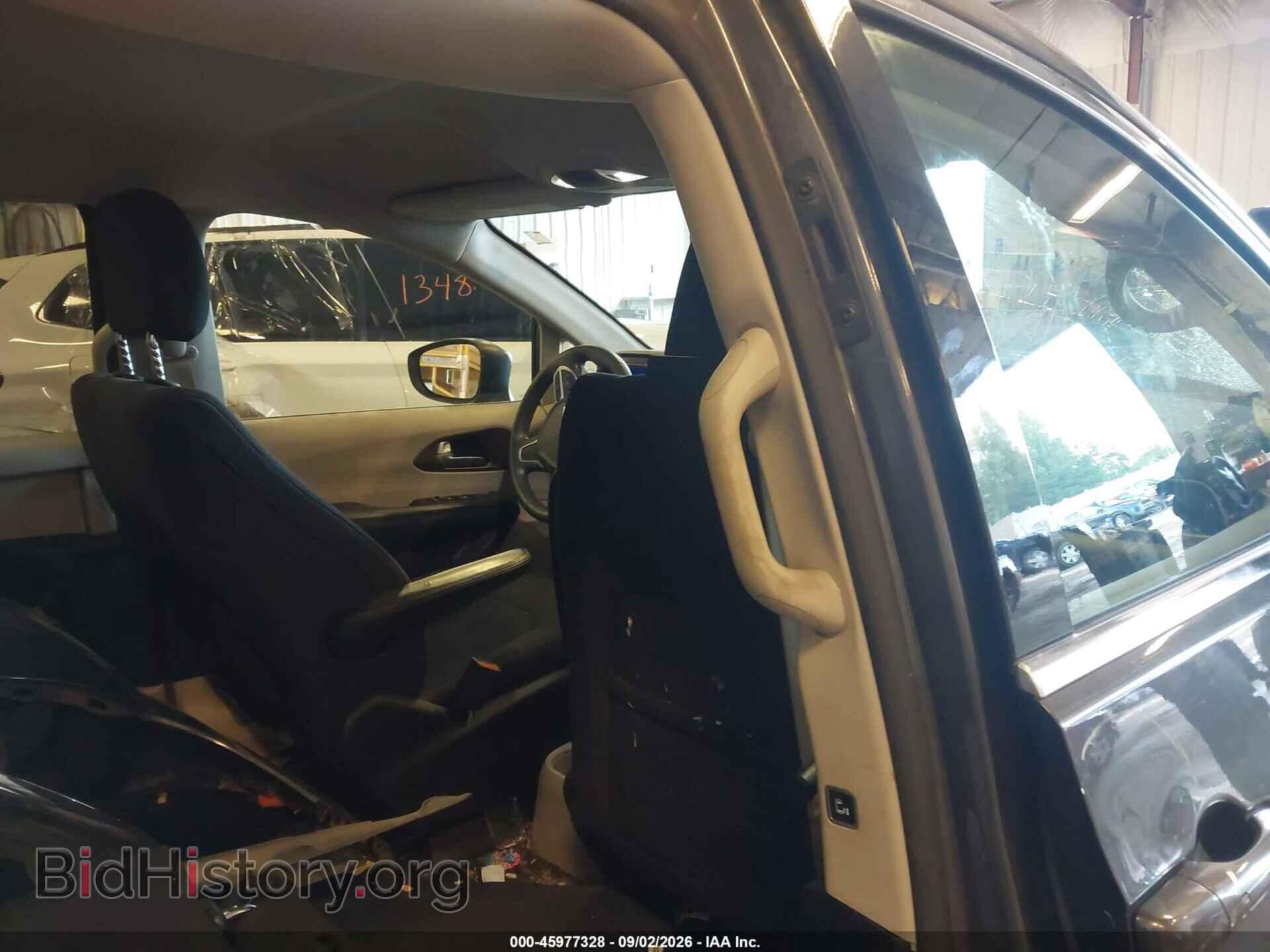 2017 CHRYSLER PACIFICA - VIN: 2C4RC1DG3HR532081 - Фото 8