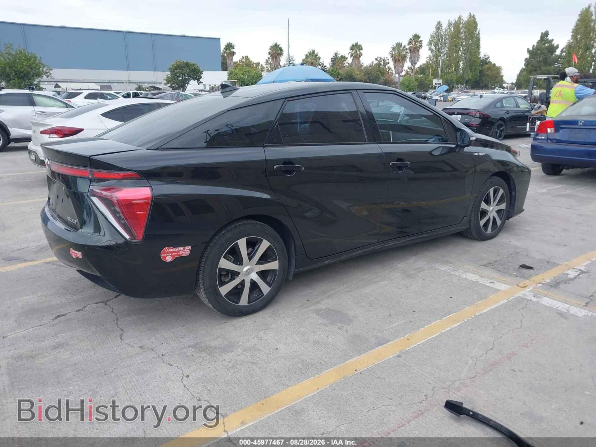2017 TOYOTA MIRAI - VIN: JTDBVRBD1HA001663 - Photo 4