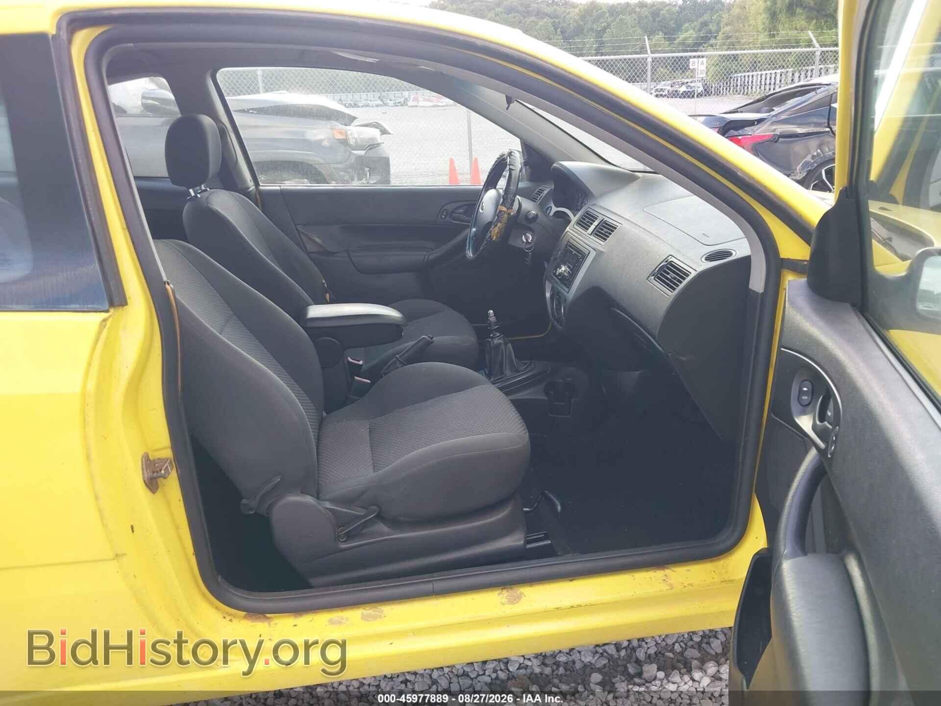 2005 FORD FOCUS - VIN: 3FAFP31N35R112371 - Фото 5