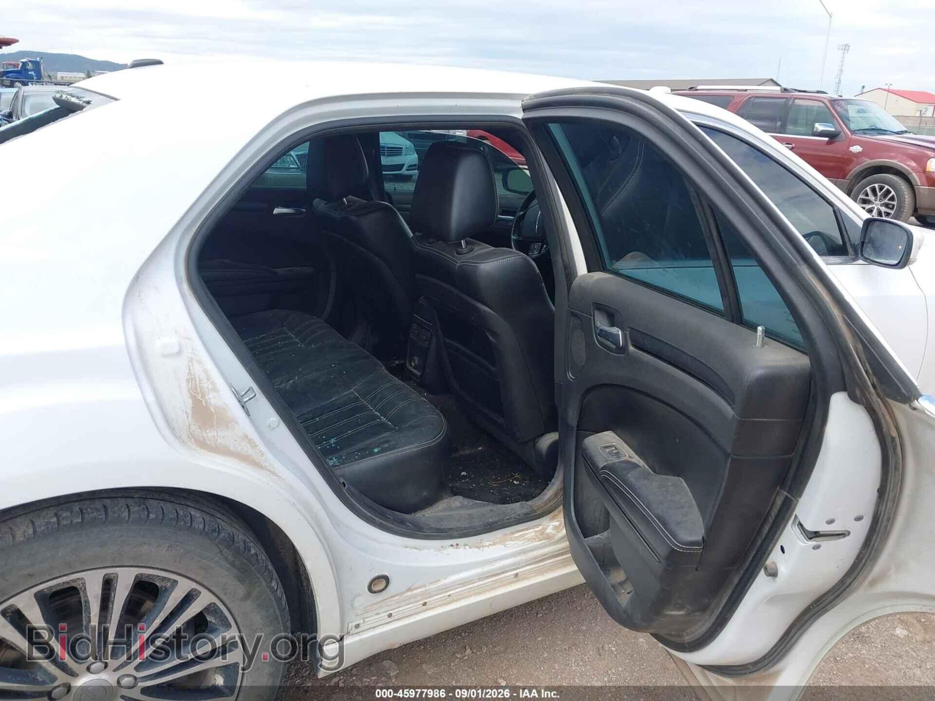 2013 CHRYSLER 300 - VIN: 2C3CCAGG1DH533445 - Фото 8