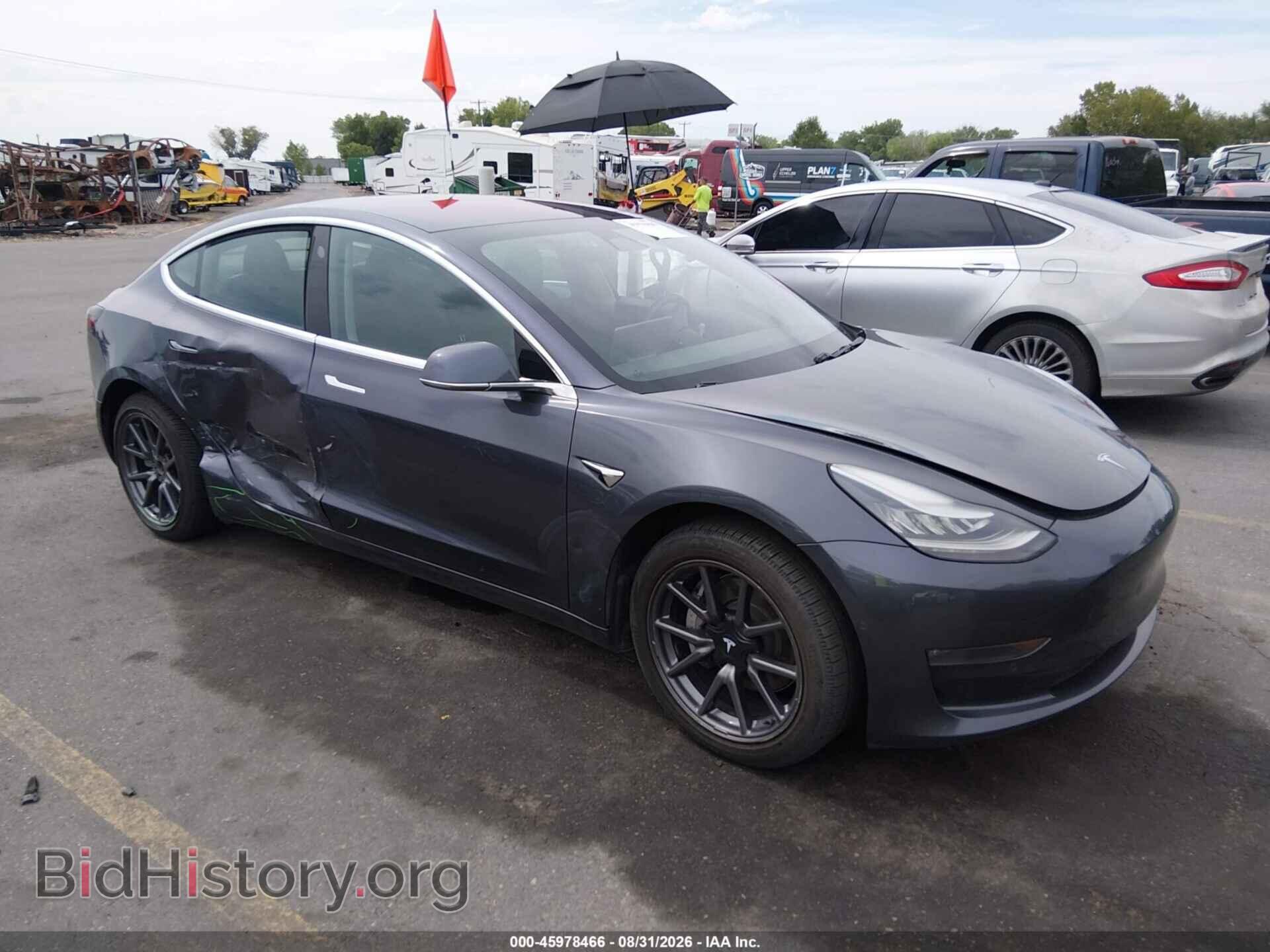 Фотография 5YJ3E1EA2JF158493 - TESLA MODEL 3 2018