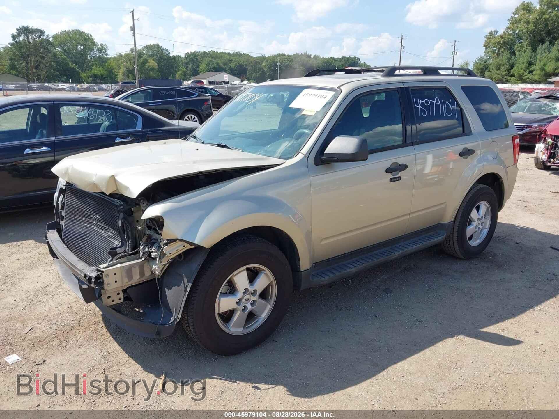 2011 FORD ESCAPE - VIN: 1FMCU0DG7BKA04140 - Фото 2