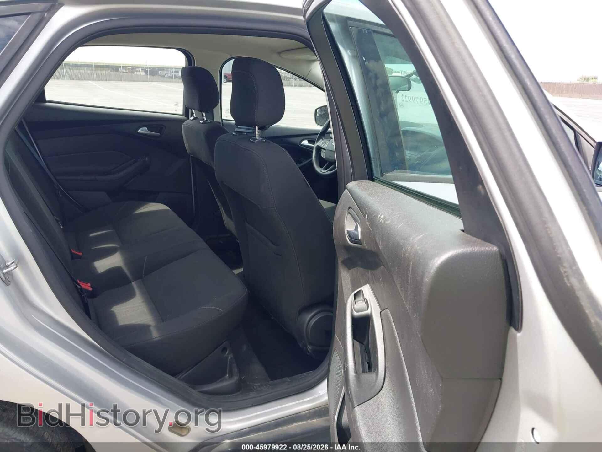 2018 FORD FOCUS - VIN: 1FADP3F21JL328881 - Photo 8