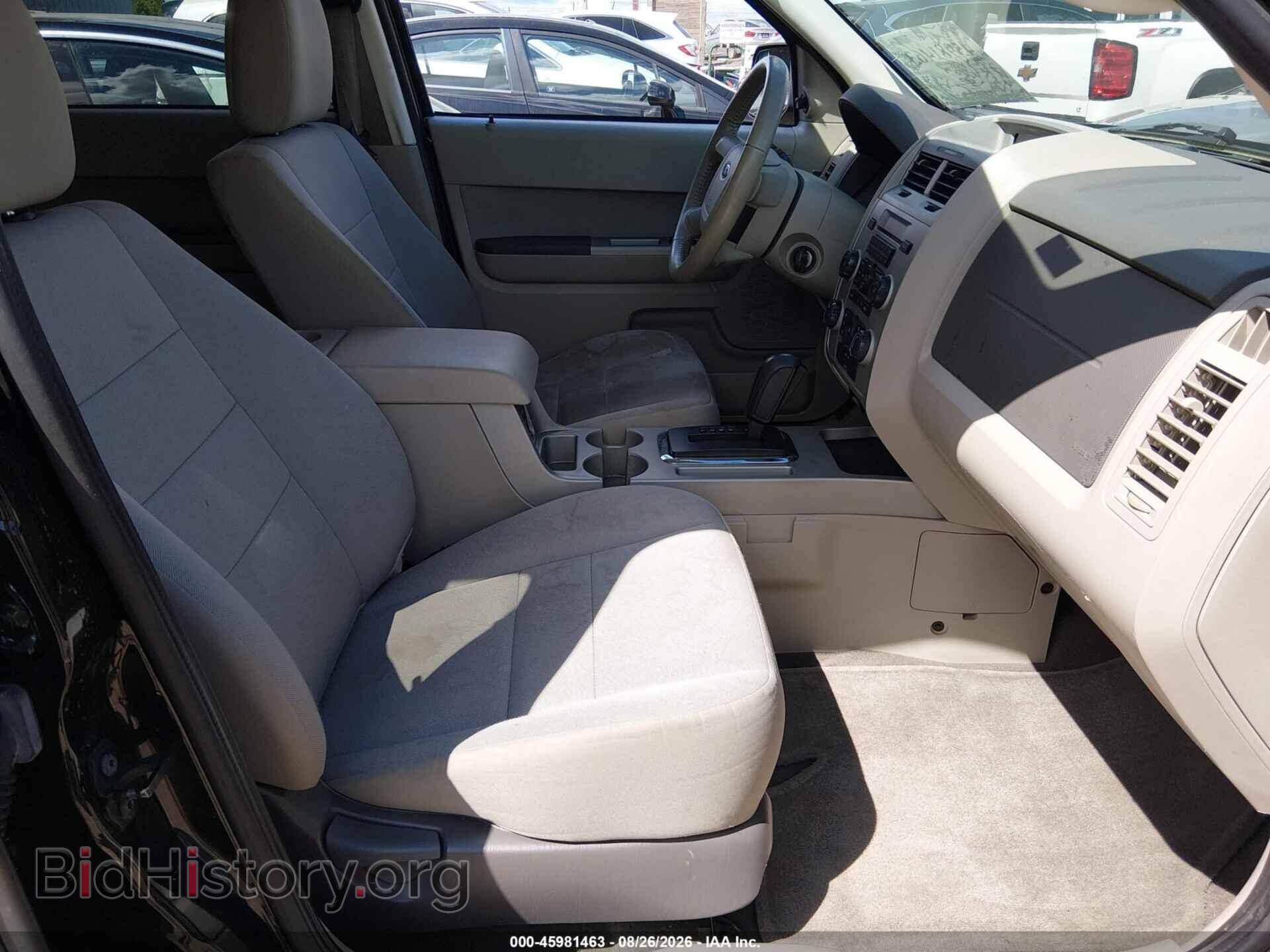 2011 FORD ESCAPE - VIN: 1FMCU0DG2BKC42185 - Photo 5