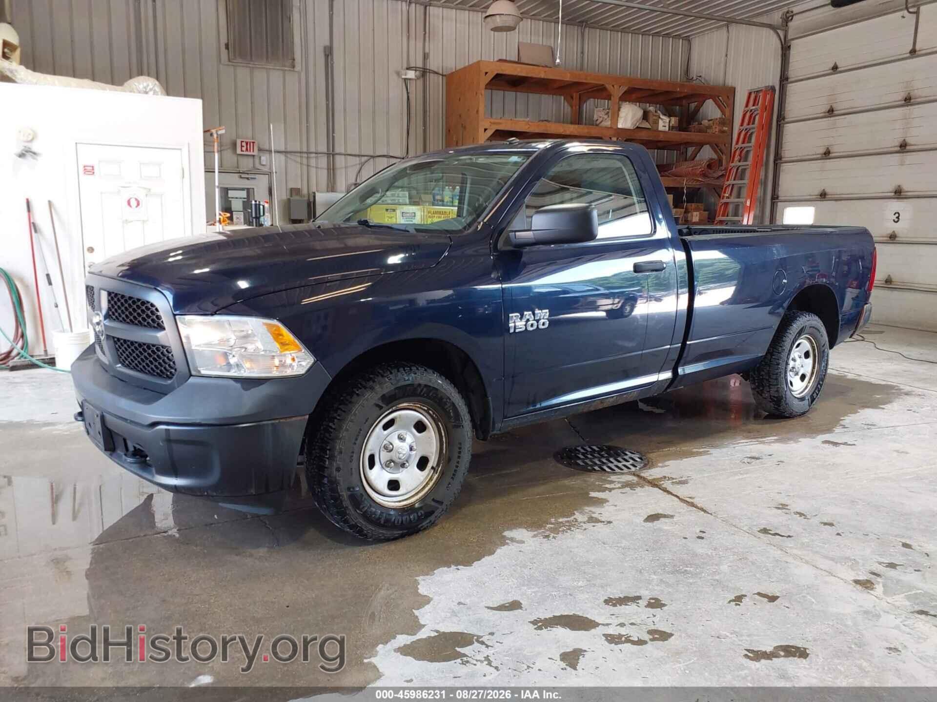 2017 RAM 1500 - VIN: 3C6JR7DG8HG706979 - Фото 2