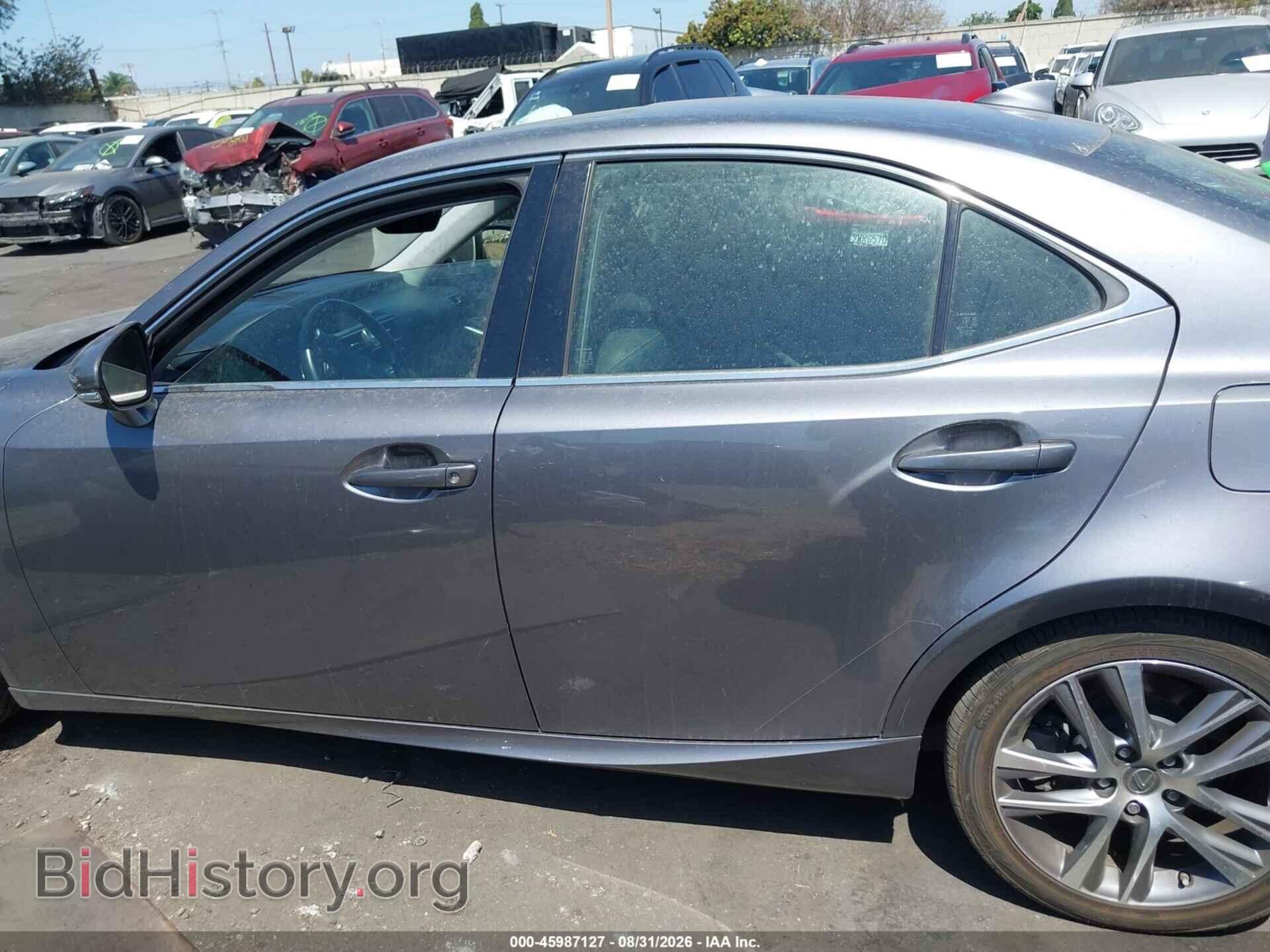2020 LEXUS IS 300 - VIN: JTHDA1D25L5107955 - Photo 14