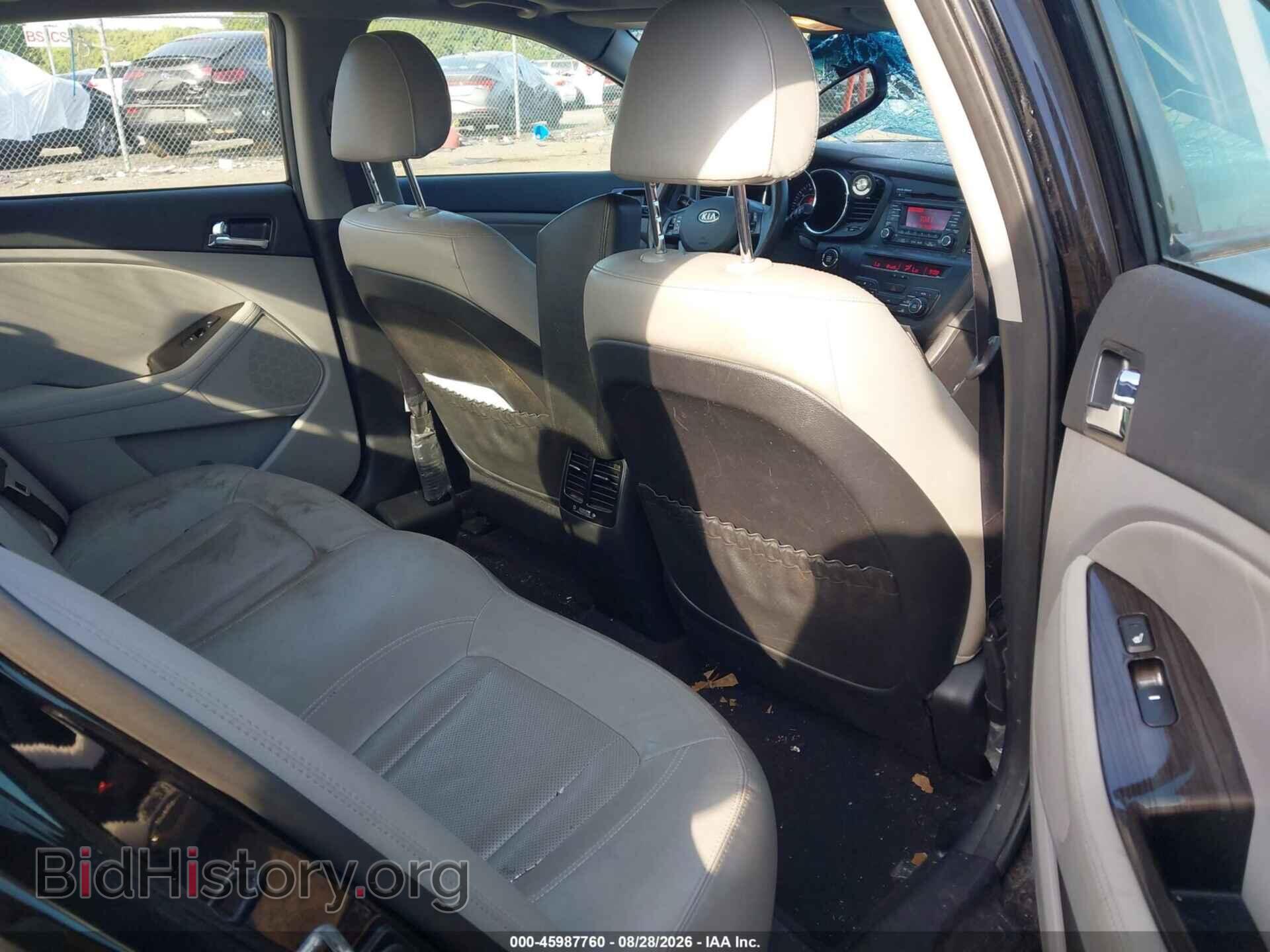 2011 KIA OPTIMA - VIN: KNAGN4A71B5125563 - Photo 8