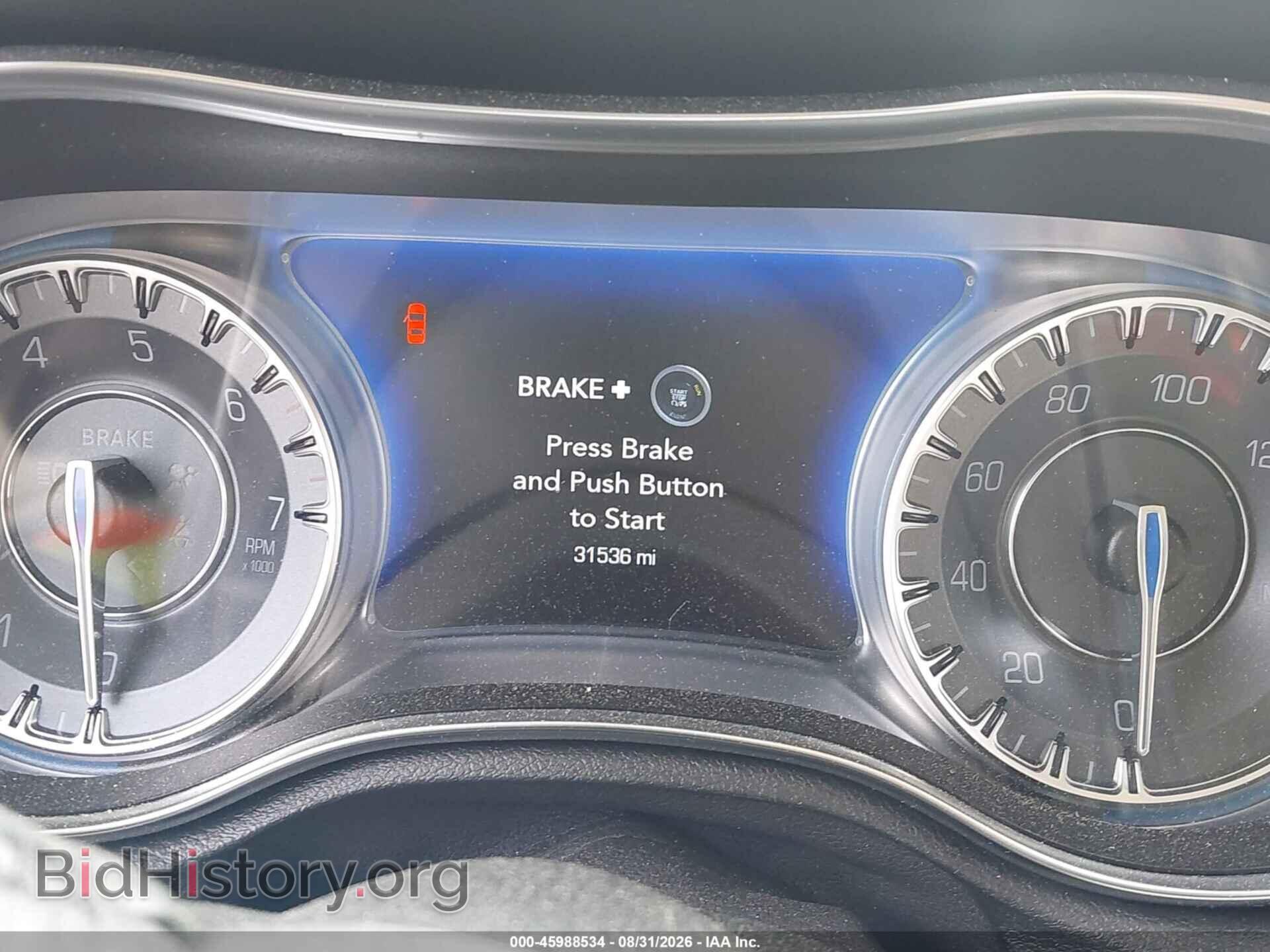 2019 CHRYSLER 300 - VIN: 2C3CCAAG4KH745925 - Photo 7