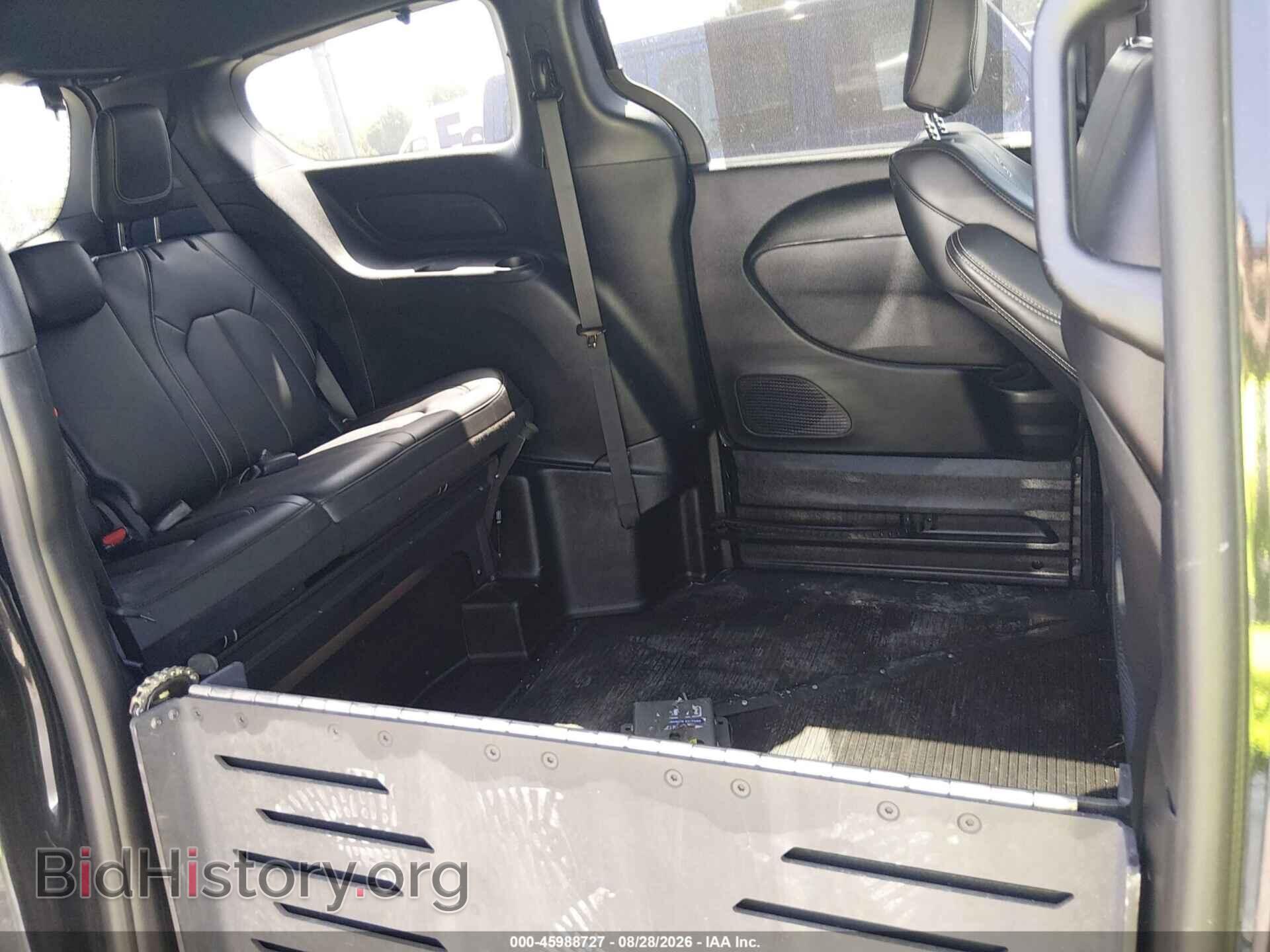 2023 CHRYSLER PACIFICA - VIN: 2C4RC1BG9PR537951 - Photo 8