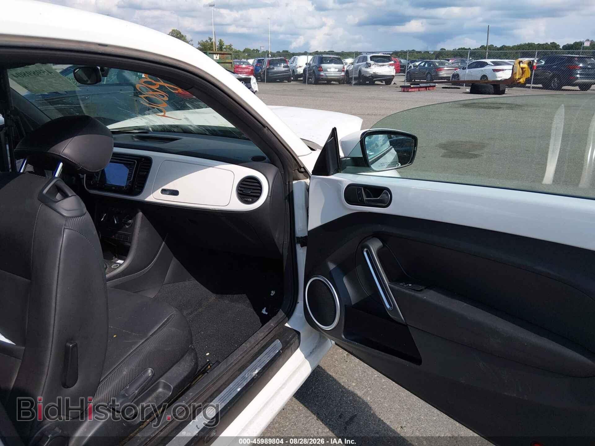 2012 VOLKSWAGEN BEETLE - VIN: 3VWJP7AT9CM636626 - Photo 5