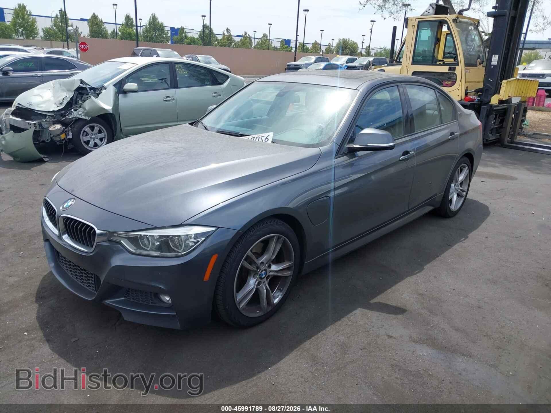 2018 BMW 330E - VIN: WBA8E1C54JA178147 - Photo 2