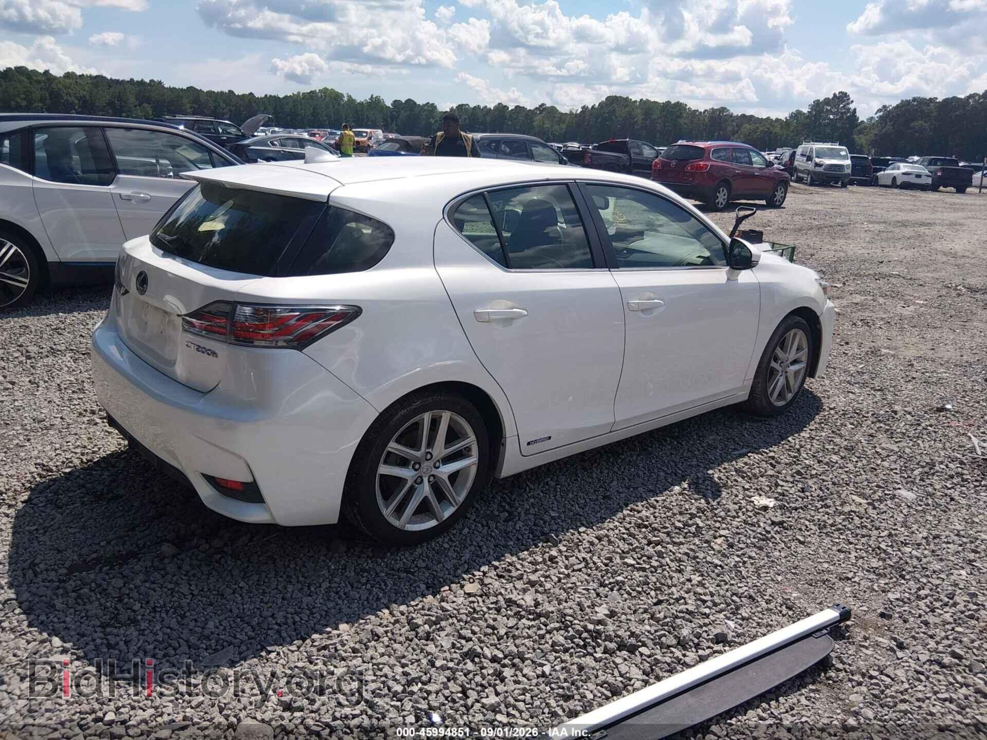 2014 LEXUS CT 200H - VIN: JTHKD5BH4E2181868 - Photo 4