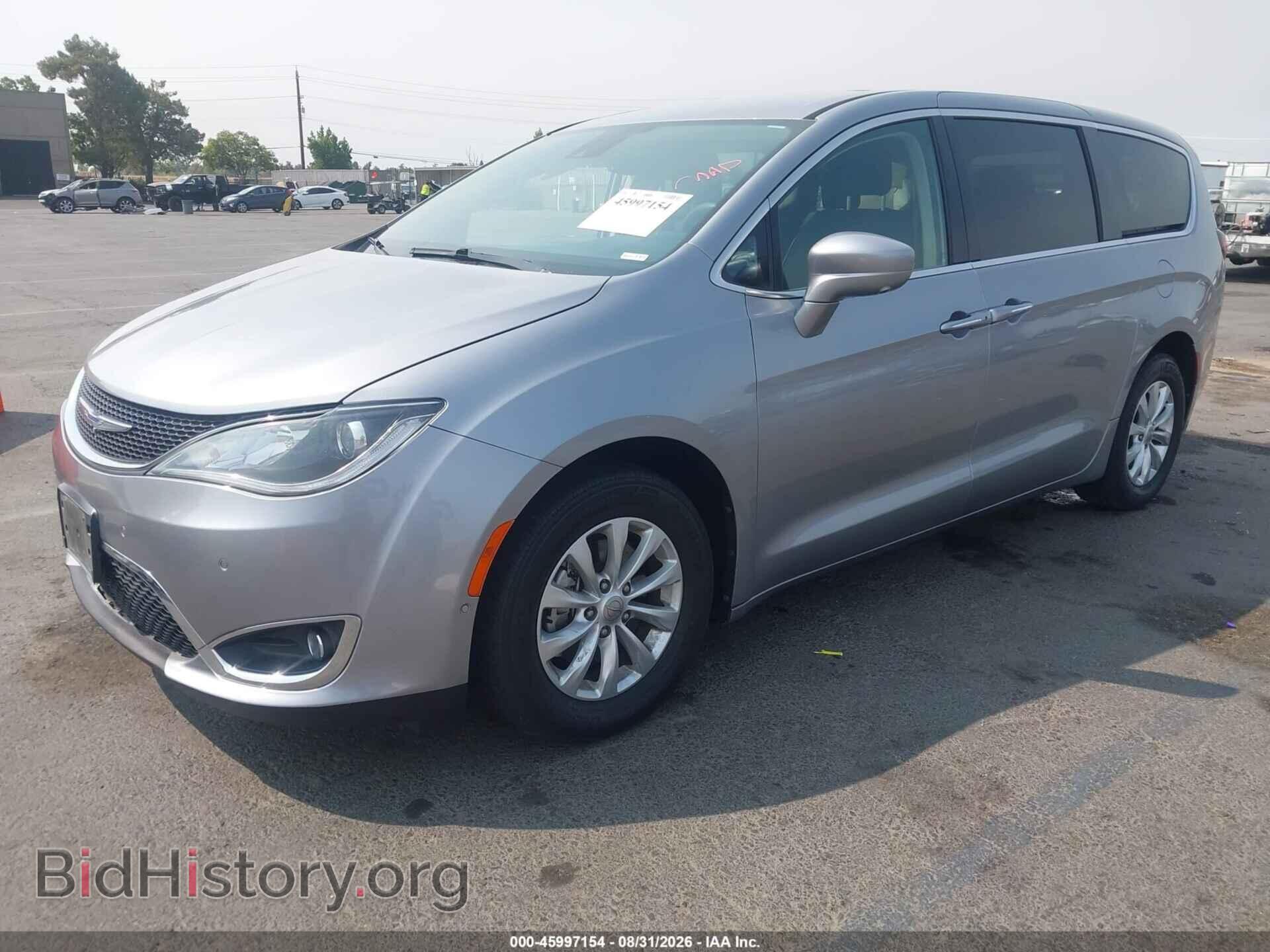 2019 CHRYSLER PACIFICA - VIN: 2C4RC1FG9KR613770 - Photo 2