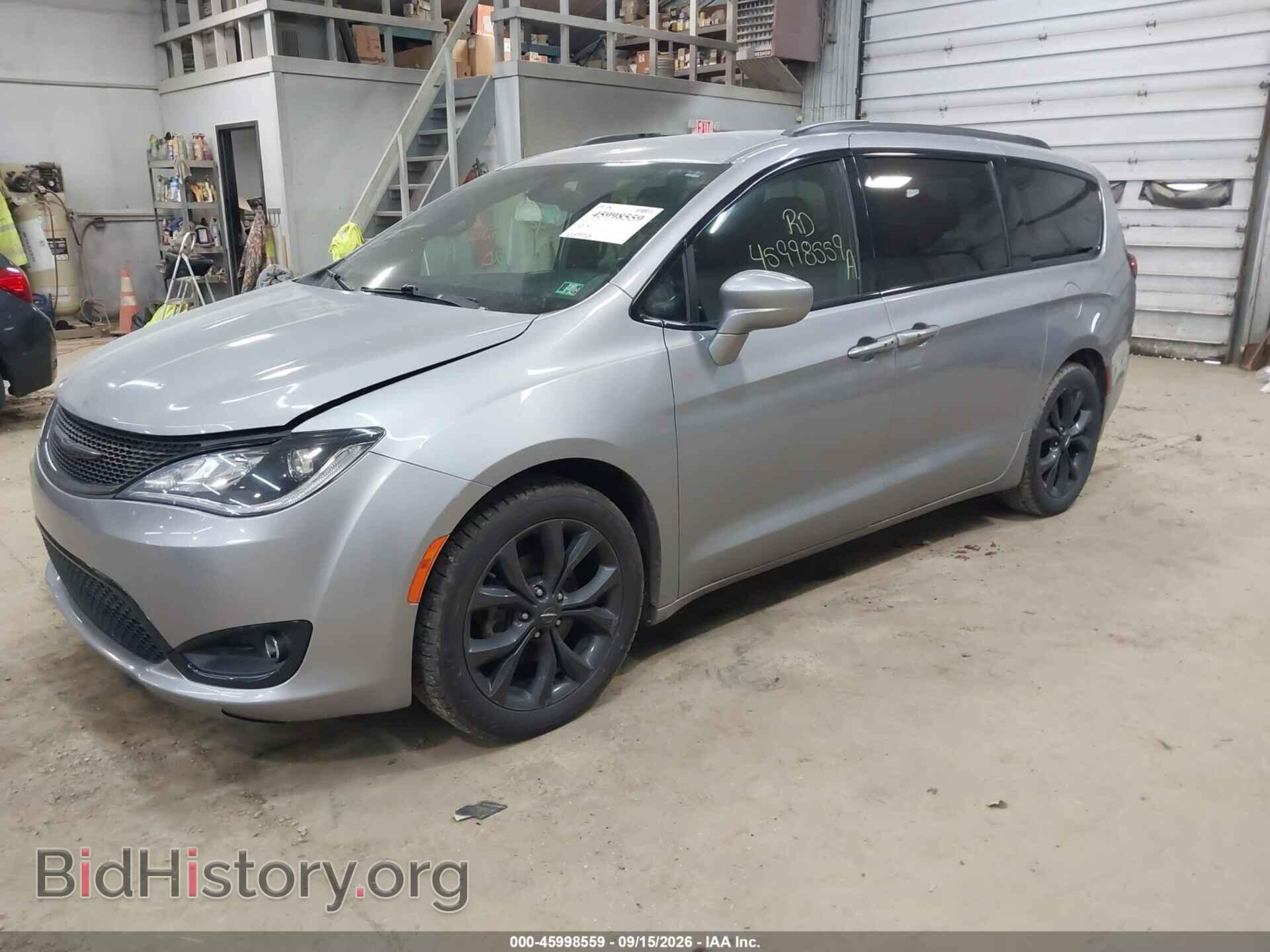 2020 CHRYSLER PACIFICA - VIN: 2C4RC1BG0LR290569 - Photo 2