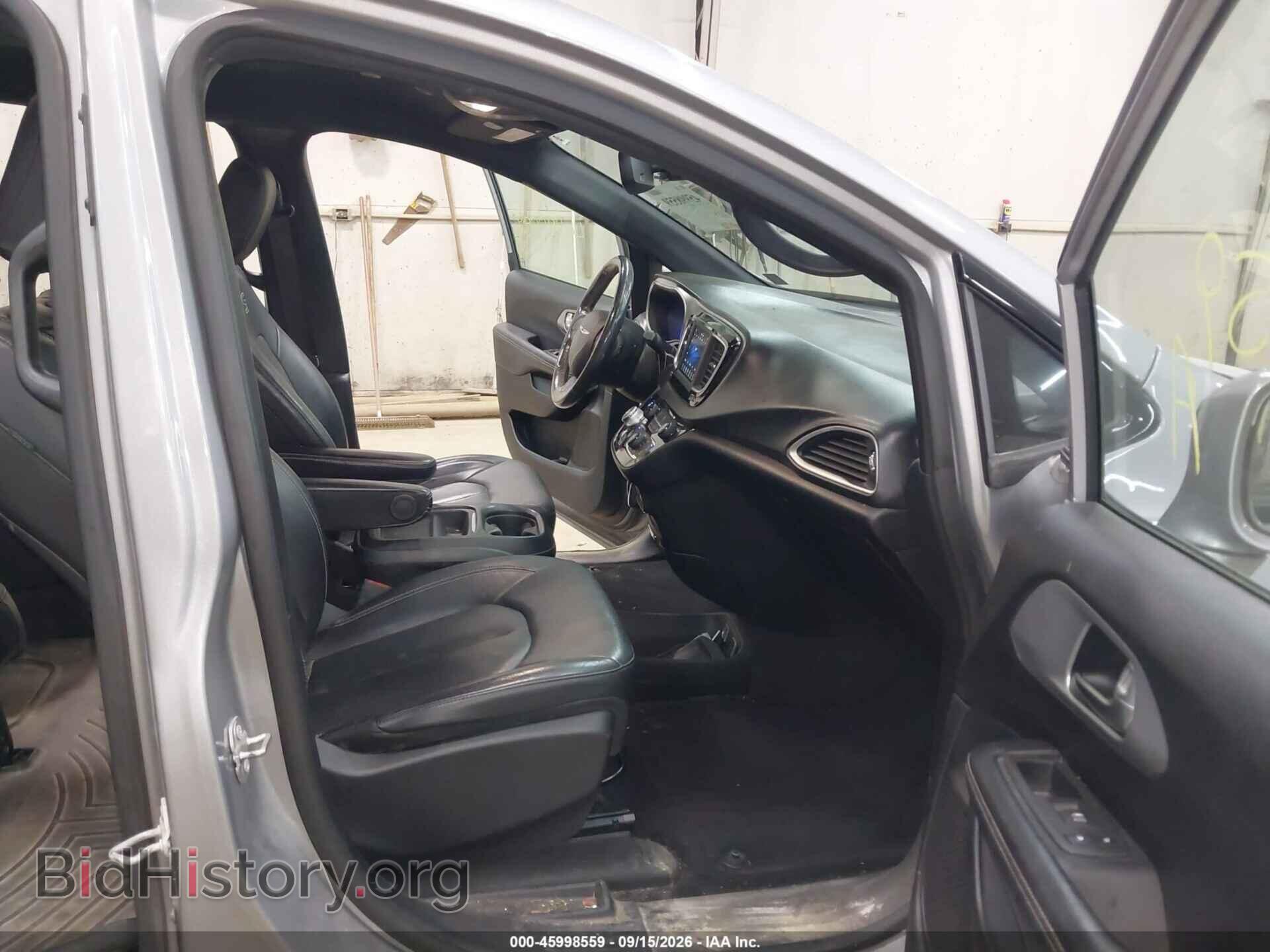 2020 CHRYSLER PACIFICA - VIN: 2C4RC1BG0LR290569 - Photo 5
