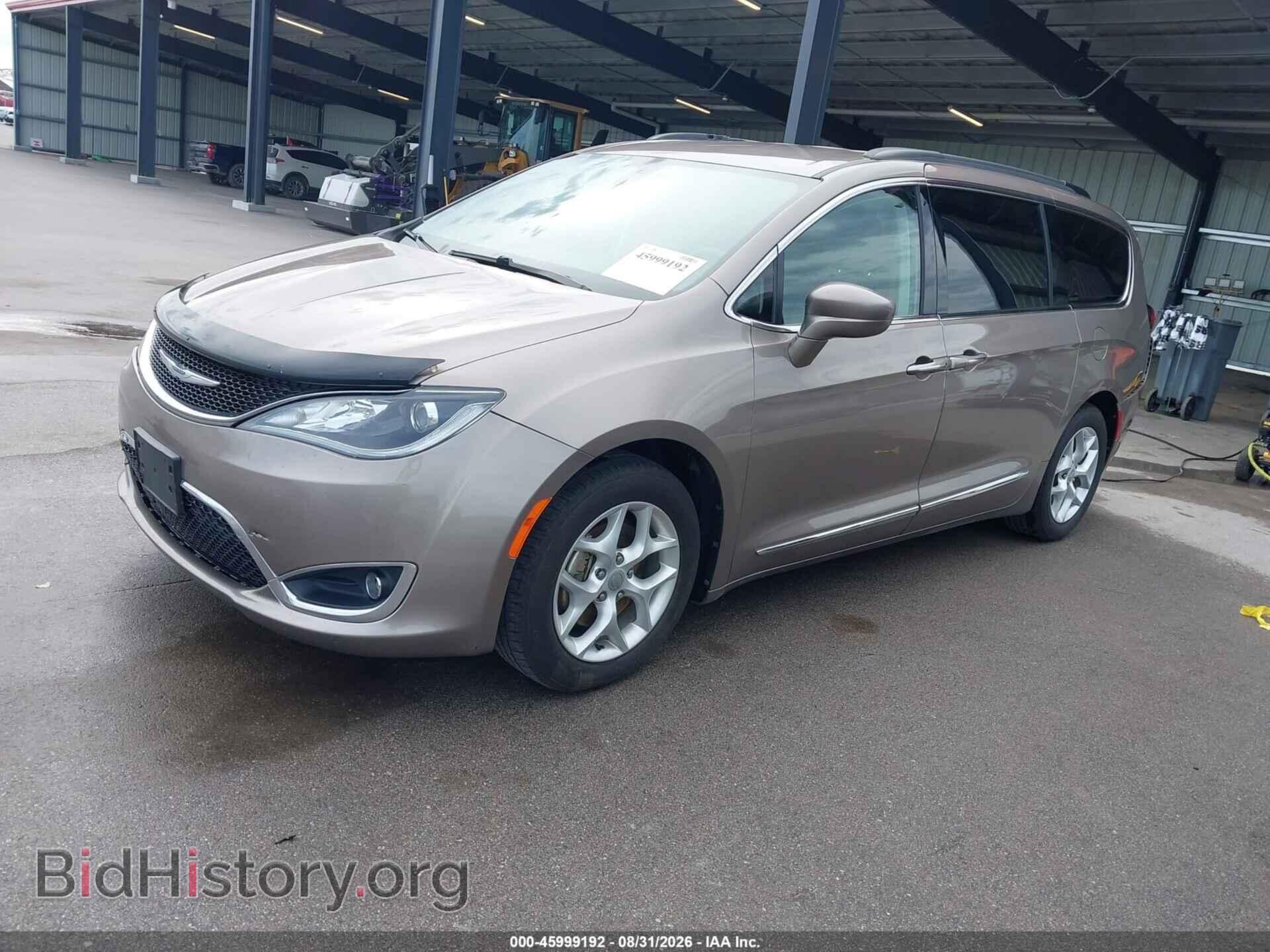 2017 CHRYSLER PACIFICA - VIN: 2C4RC1BG6HR756738 - Photo 2