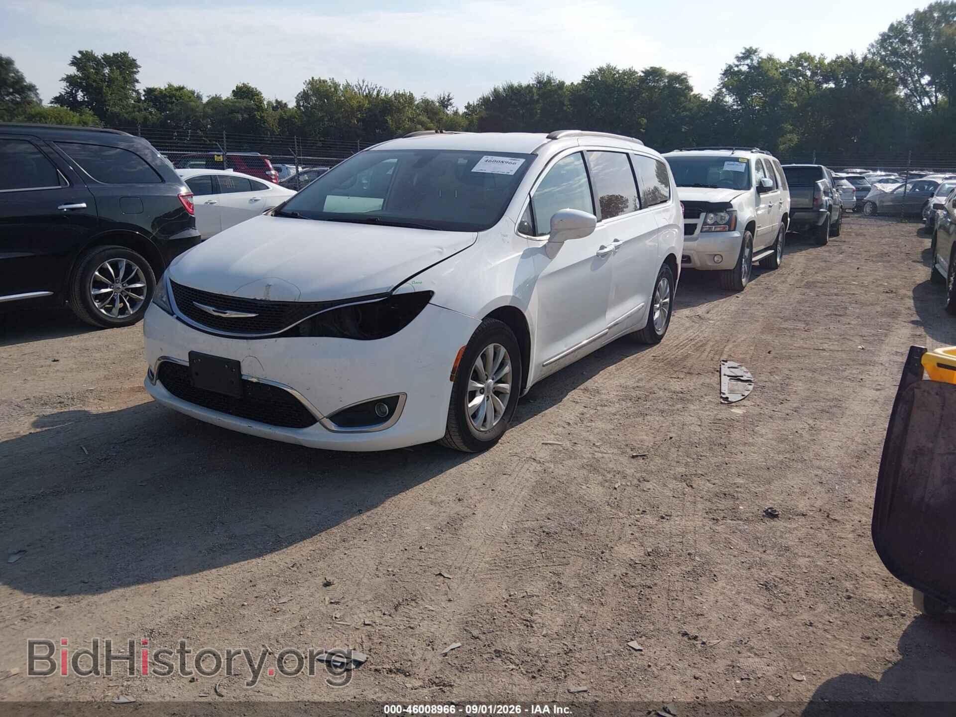2017 CHRYSLER PACIFICA - VIN: 2C4RC1BG5HR702587 - Photo 2