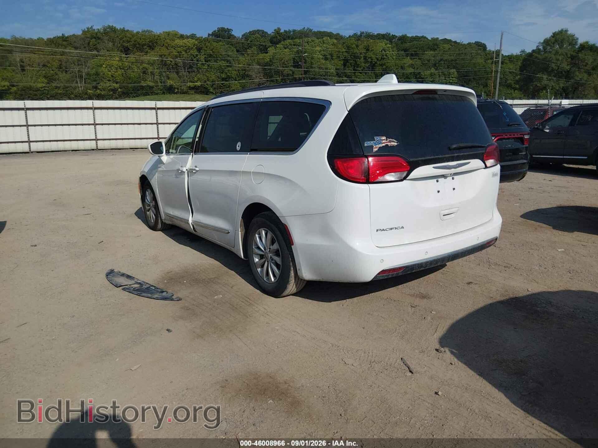2017 CHRYSLER PACIFICA - VIN: 2C4RC1BG5HR702587 - Photo 3