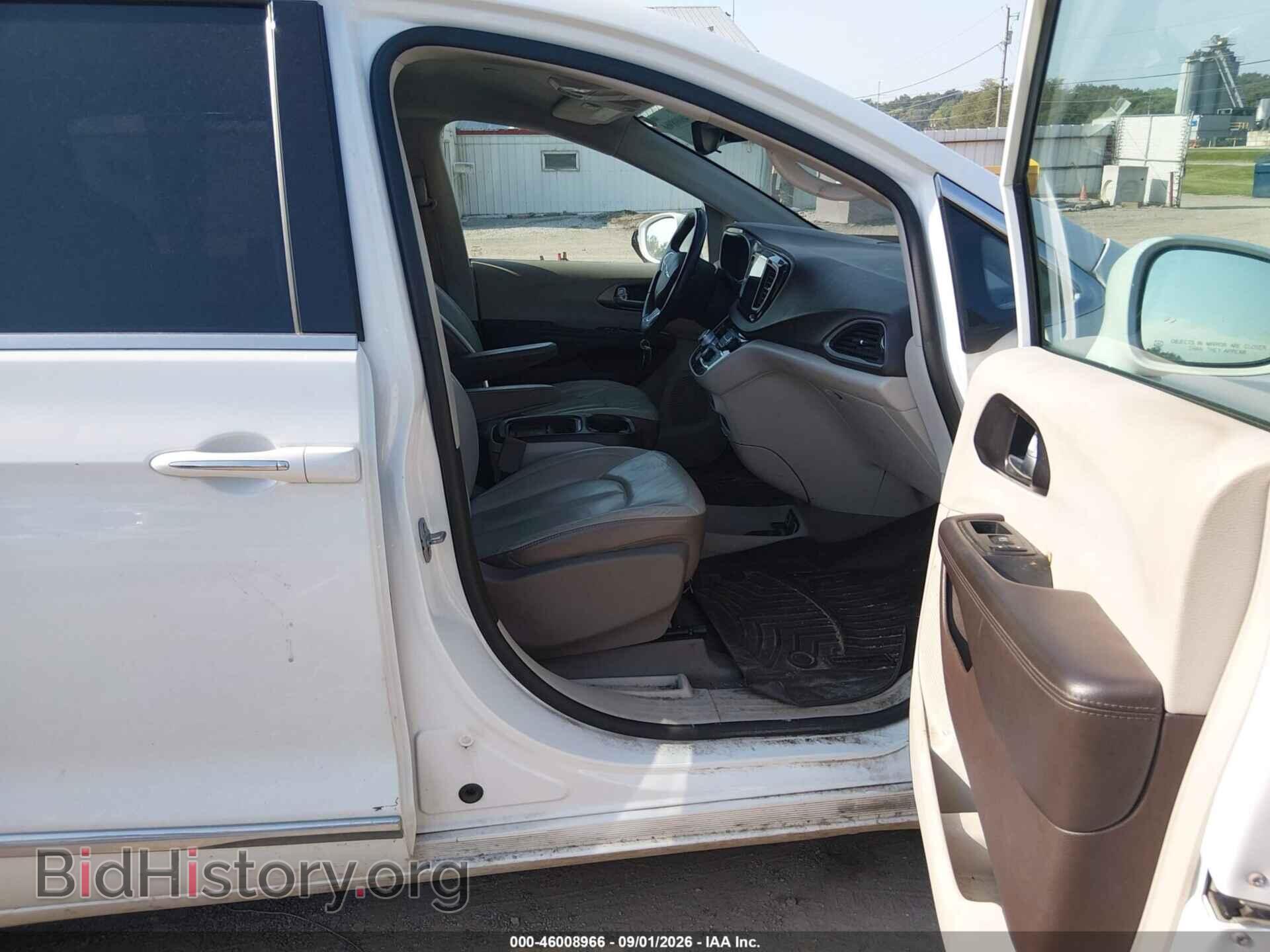 2017 CHRYSLER PACIFICA - VIN: 2C4RC1BG5HR702587 - Photo 5