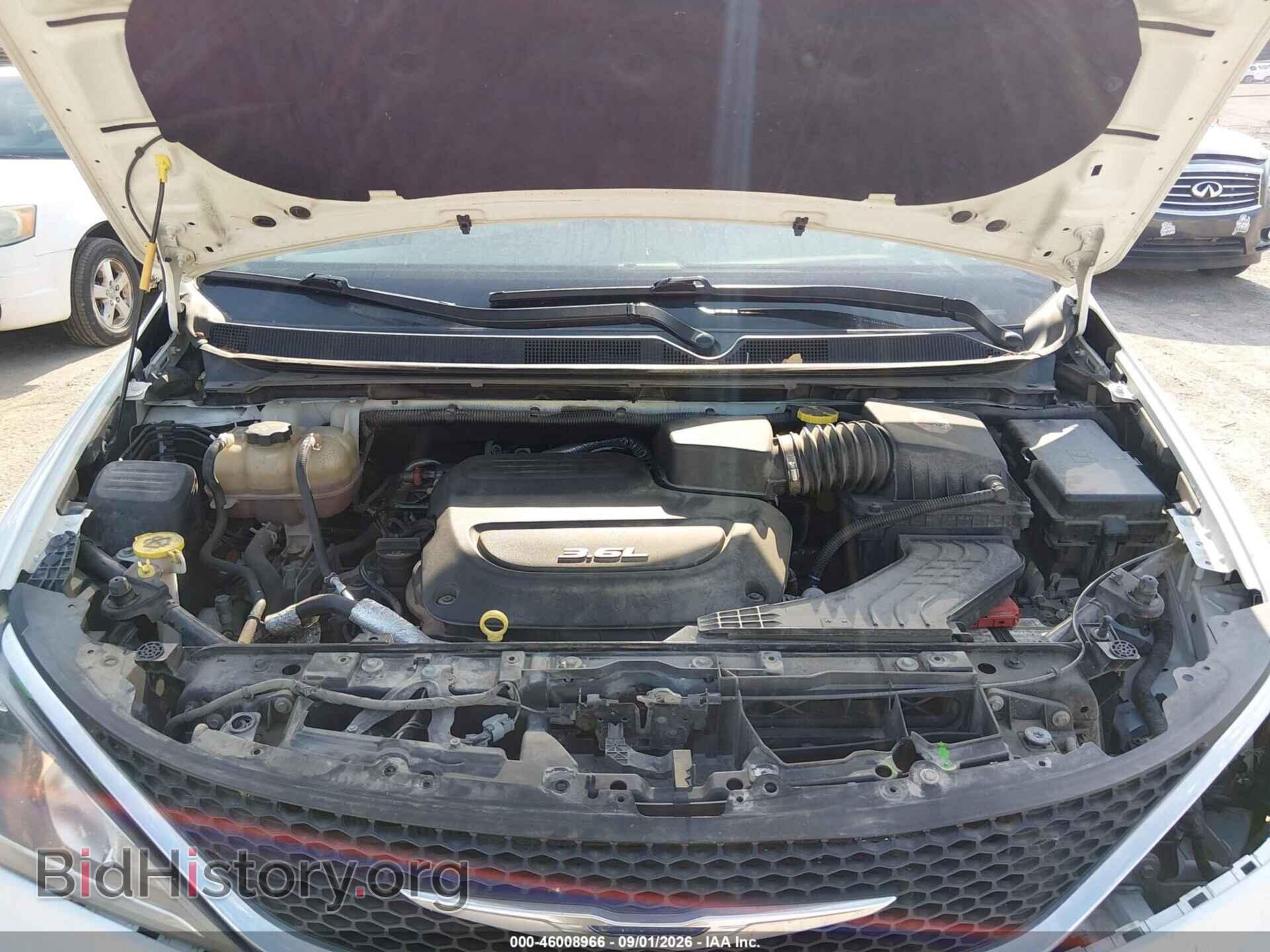 2017 CHRYSLER PACIFICA - VIN: 2C4RC1BG5HR702587 - Photo 10