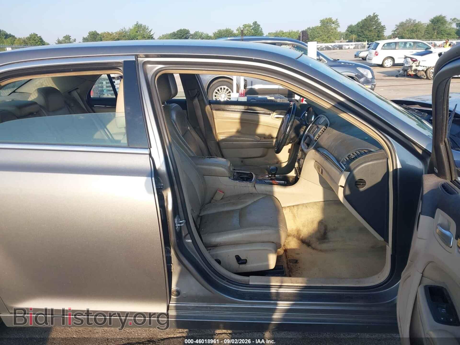 2012 CHRYSLER 300 - VIN: 2C3CCAHG7CH161736 - Photo 5