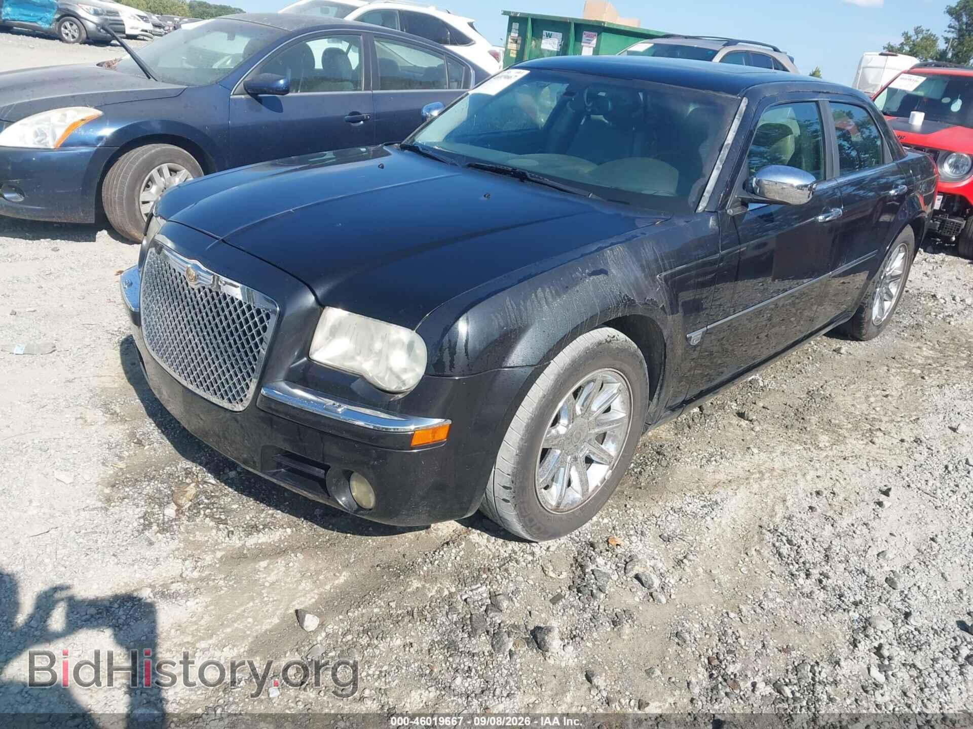 2006 CHRYSLER 300C - VIN: 2C3LA63H76H407983 - Фото 2