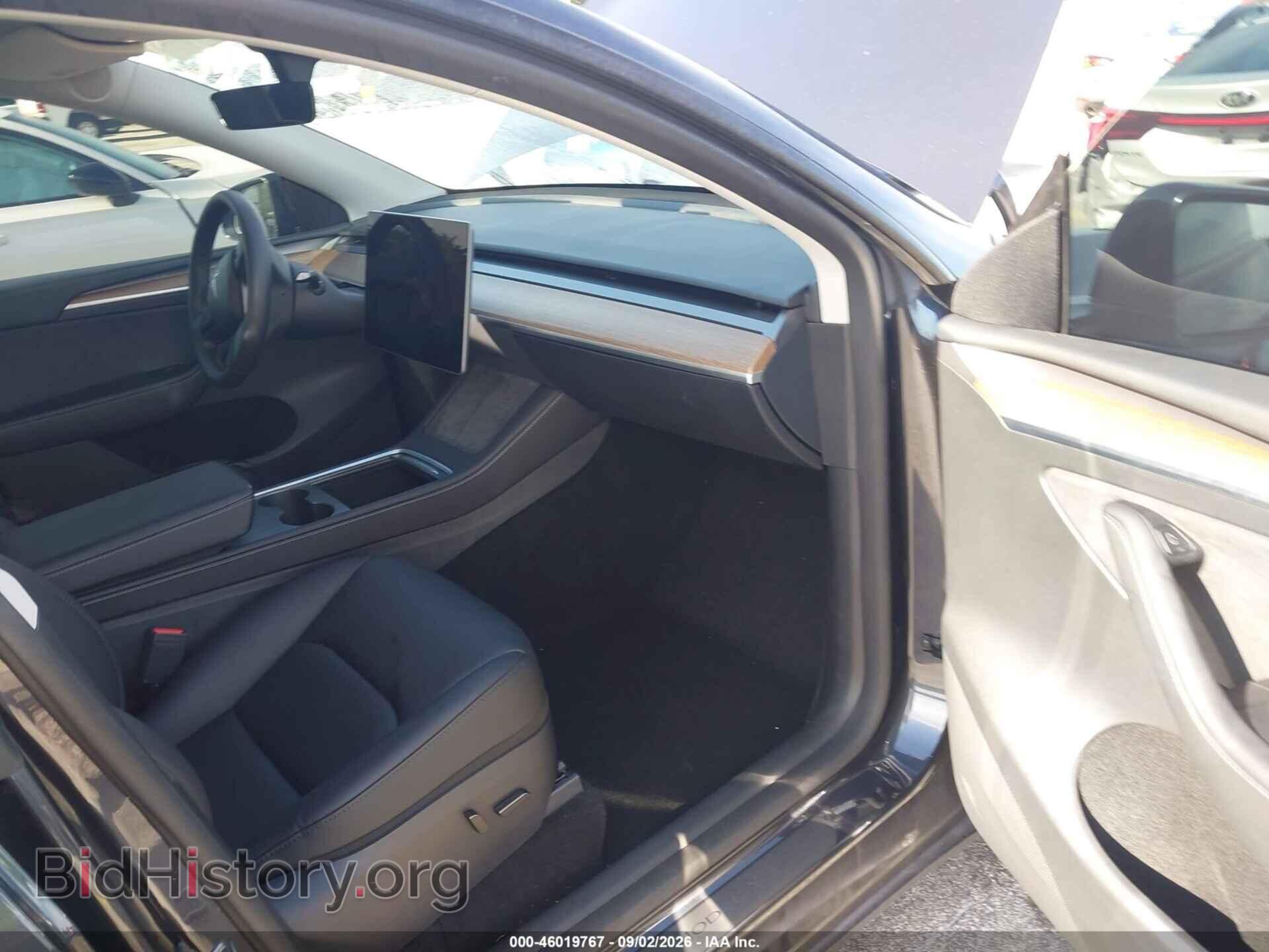 2024 TESLA MODEL Y - VIN: 7SAYGDED6RF077264 - Фото 5