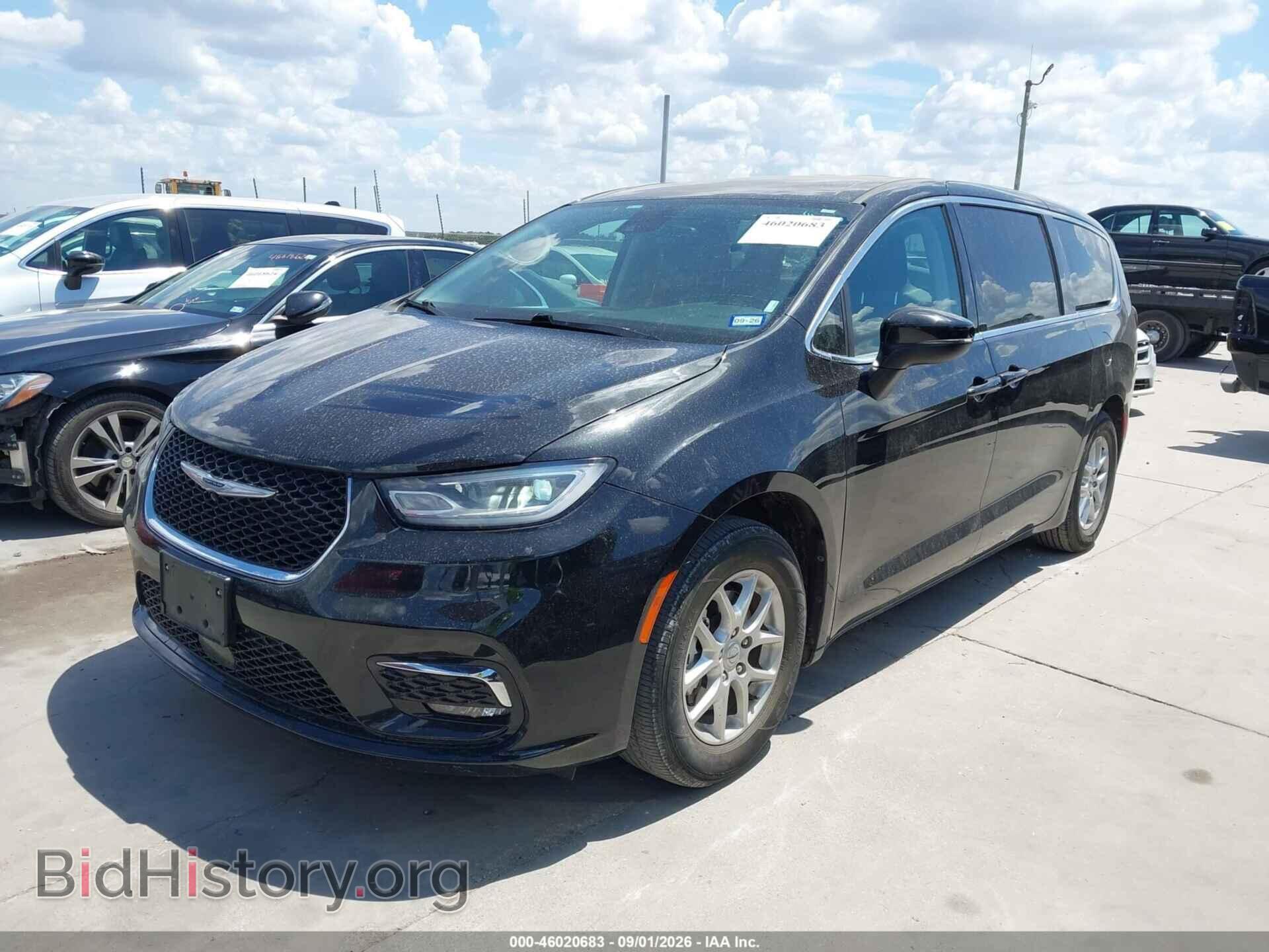 2023 CHRYSLER PACIFICA - VIN: 2C4RC1BG2PR627720 - Фото 2