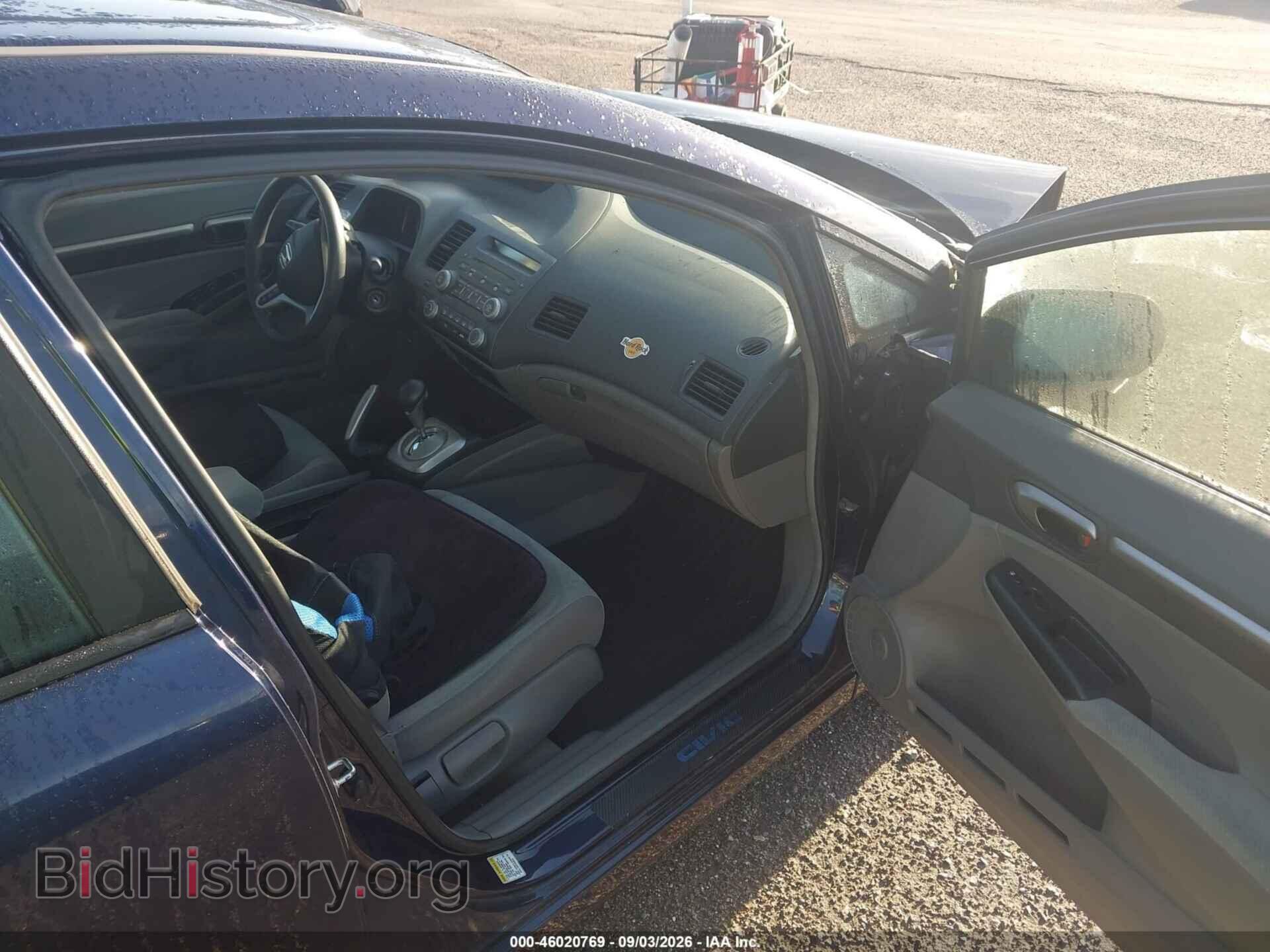2009 HONDA CIVIC - VIN: 19XFA16869E010689 - Фото 5