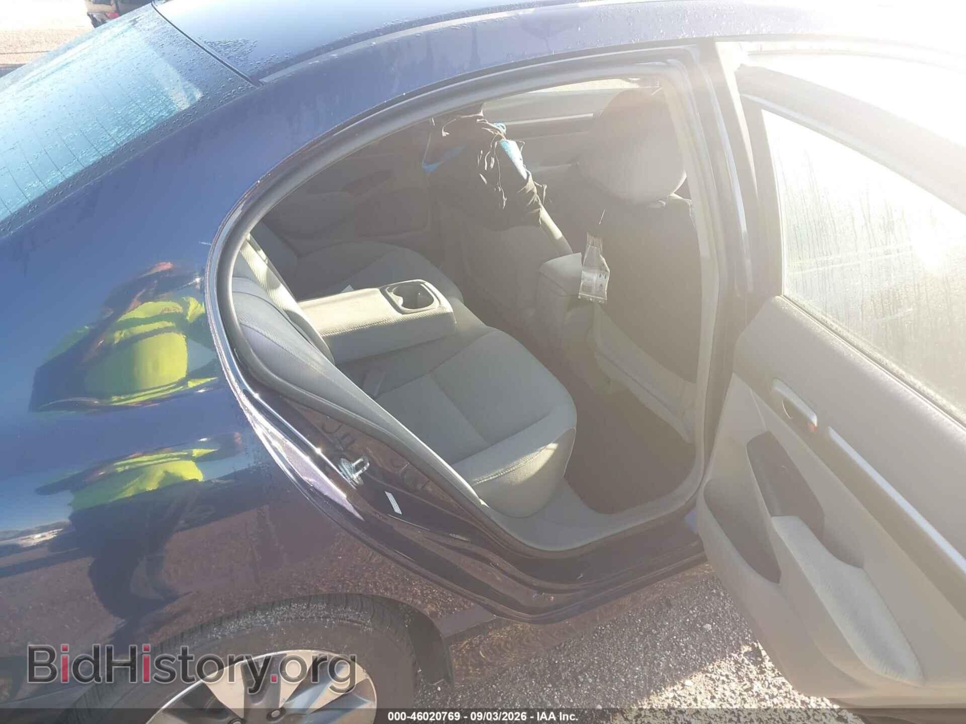 2009 HONDA CIVIC - VIN: 19XFA16869E010689 - Фото 8