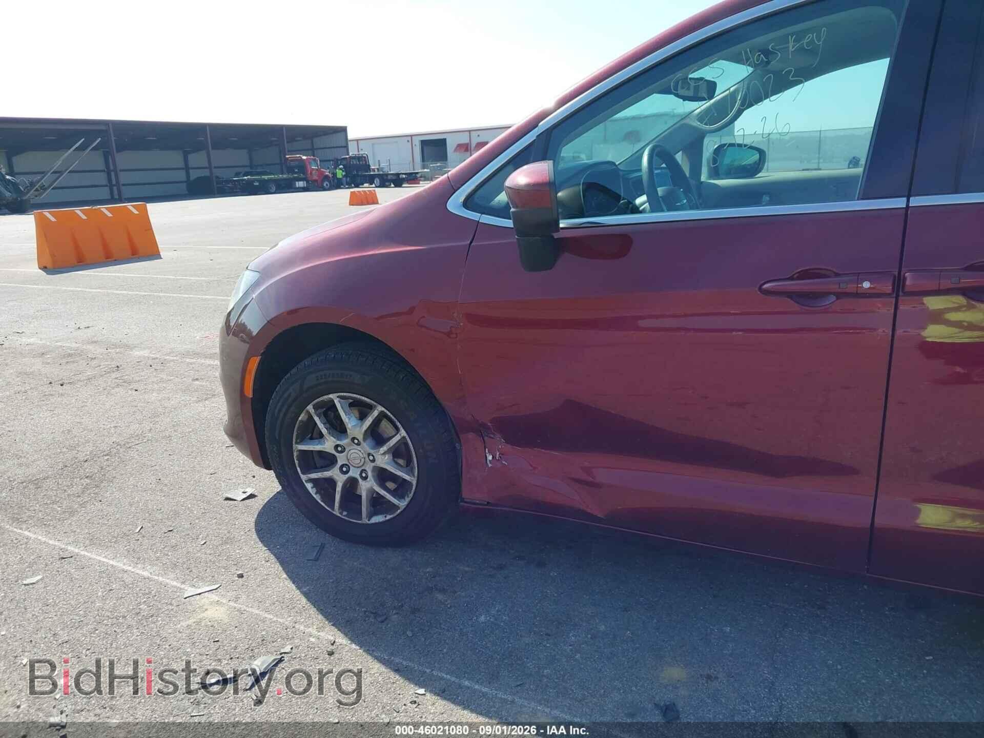 2017 CHRYSLER PACIFICA - VIN: 2C4RC1DGXHR611327 - Photo 6