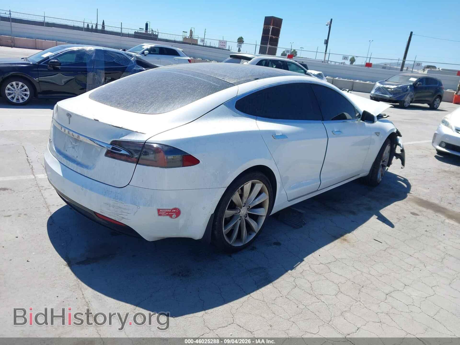 2016 TESLA MODEL S - VIN: 5YJSA1E15GF159945 - Фото 4