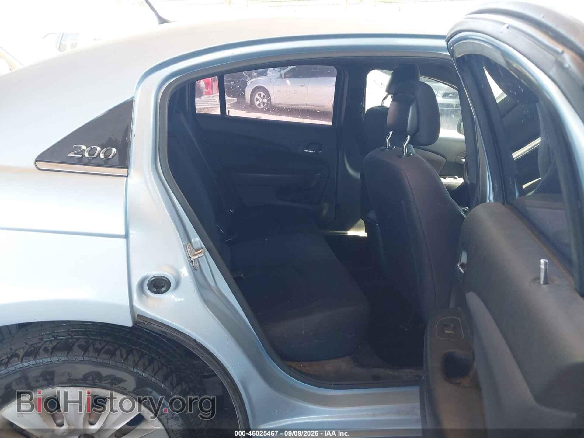 2012 CHRYSLER 200 - VIN: 1C3CCBAB5CN273902 - Photo 8