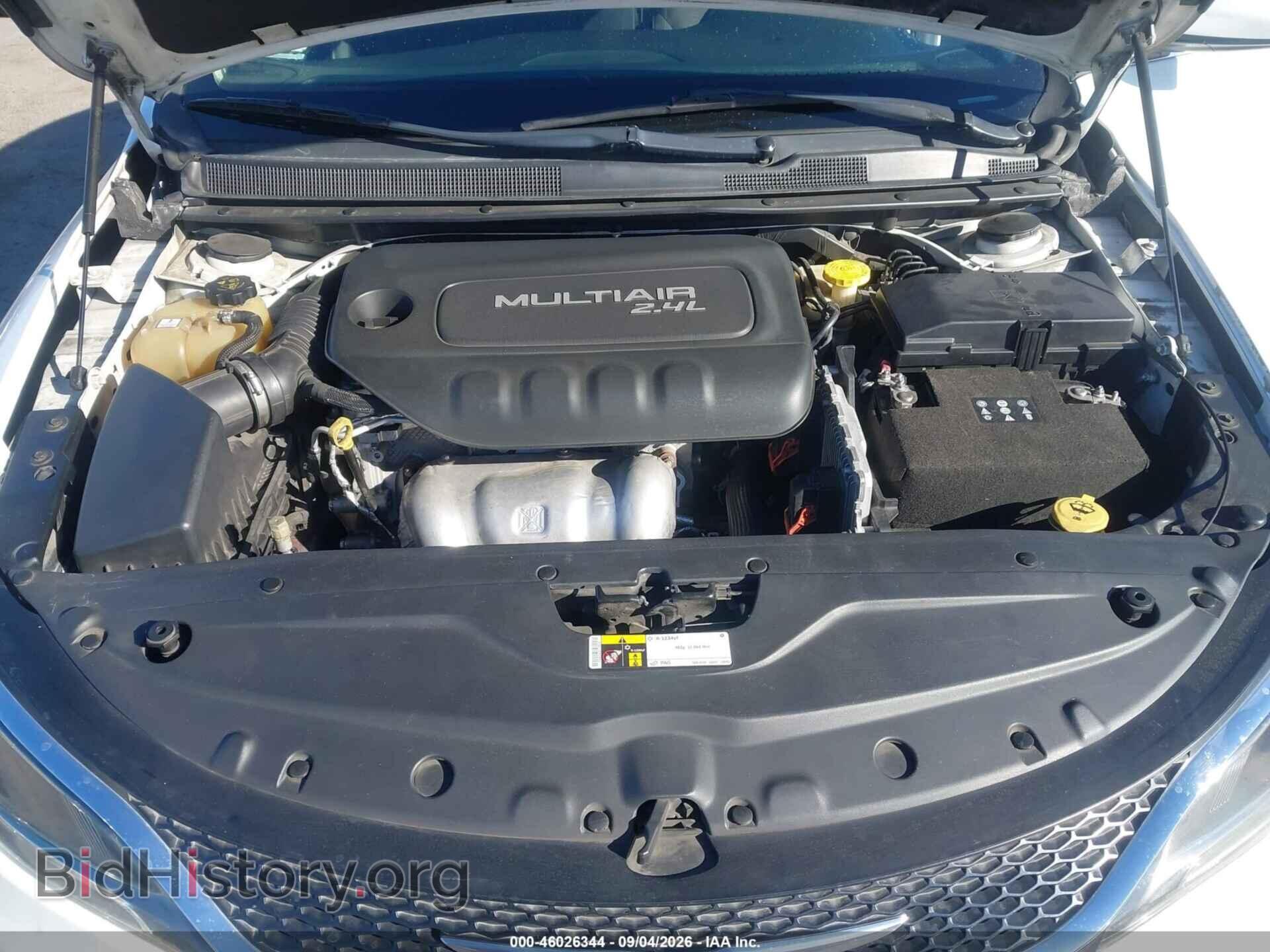2016 CHRYSLER 200 - VIN: 1C3CCCAB2GN101225 - Фото 10