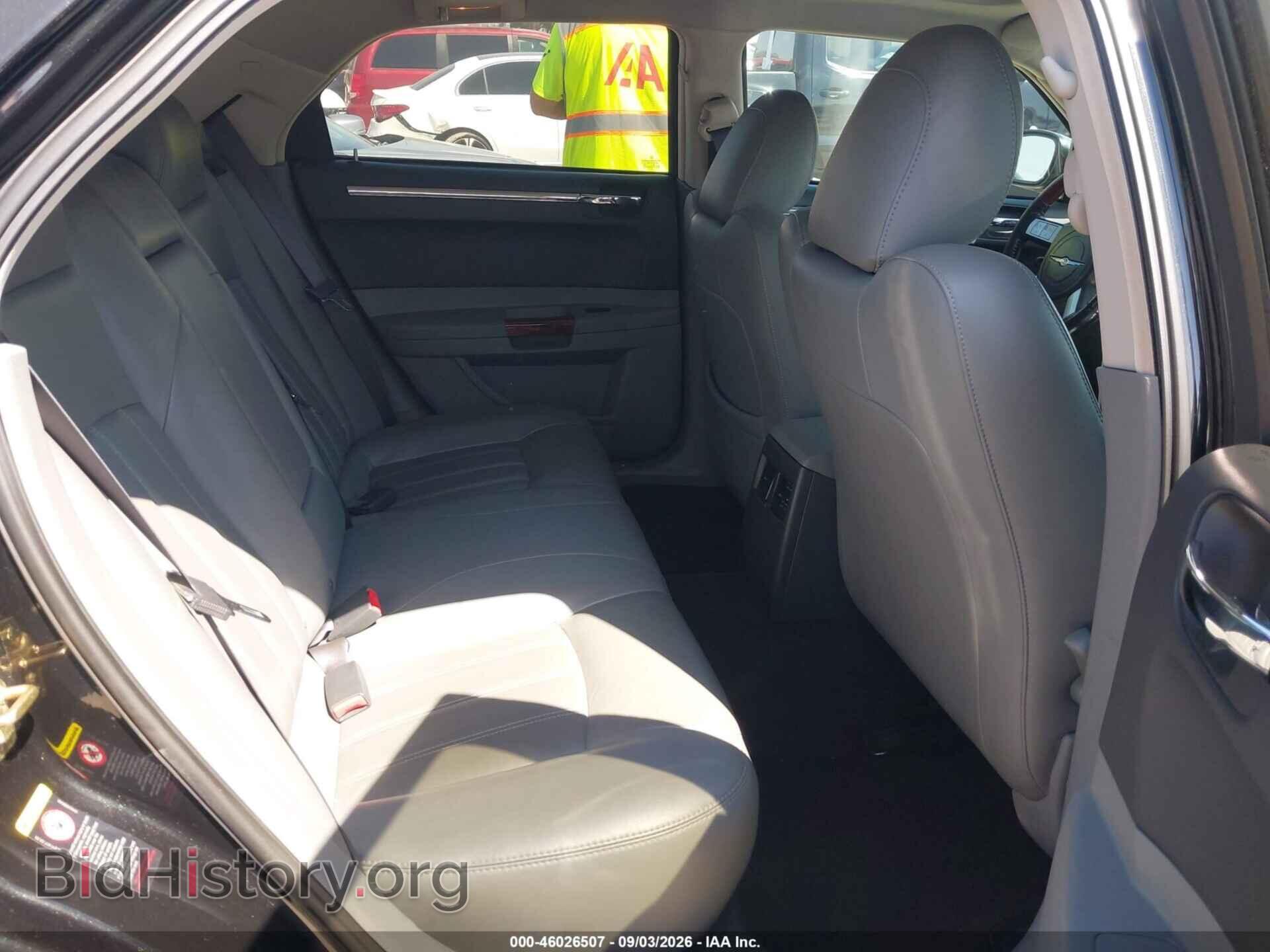 2005 CHRYSLER 300C - VIN: 2C3AA63H45H588076 - Photo 8