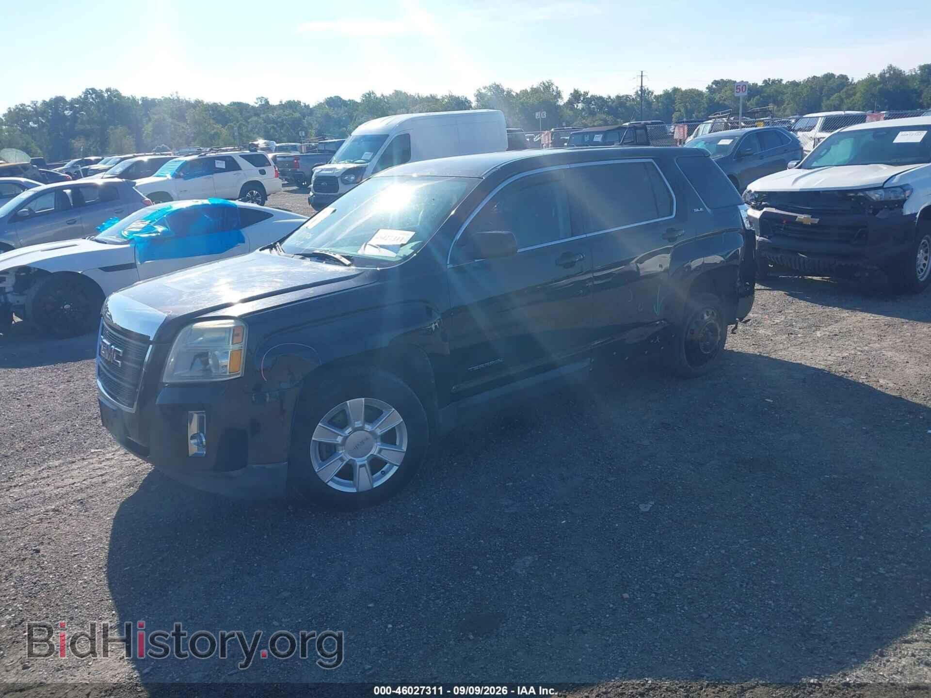 2011 GMC TERRAIN - VIN: 2CTFLREC5B6261101 - Photo 2