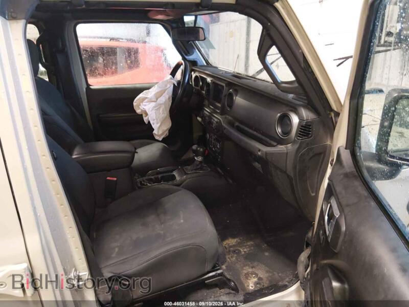 2022 Jeep GLADIATOR (VIN 1C6HJTAG9NL172151) — photo 5 of 15