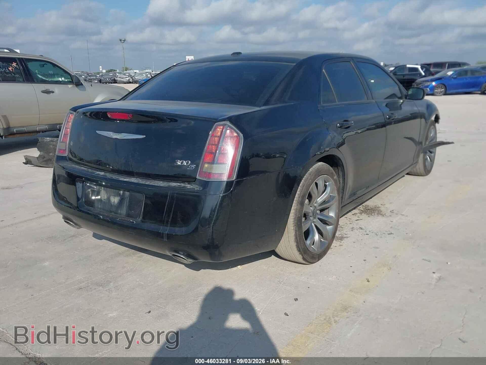 2014 CHRYSLER 300 - VIN: 2C3CCABG2EH354761 - Фото 4
