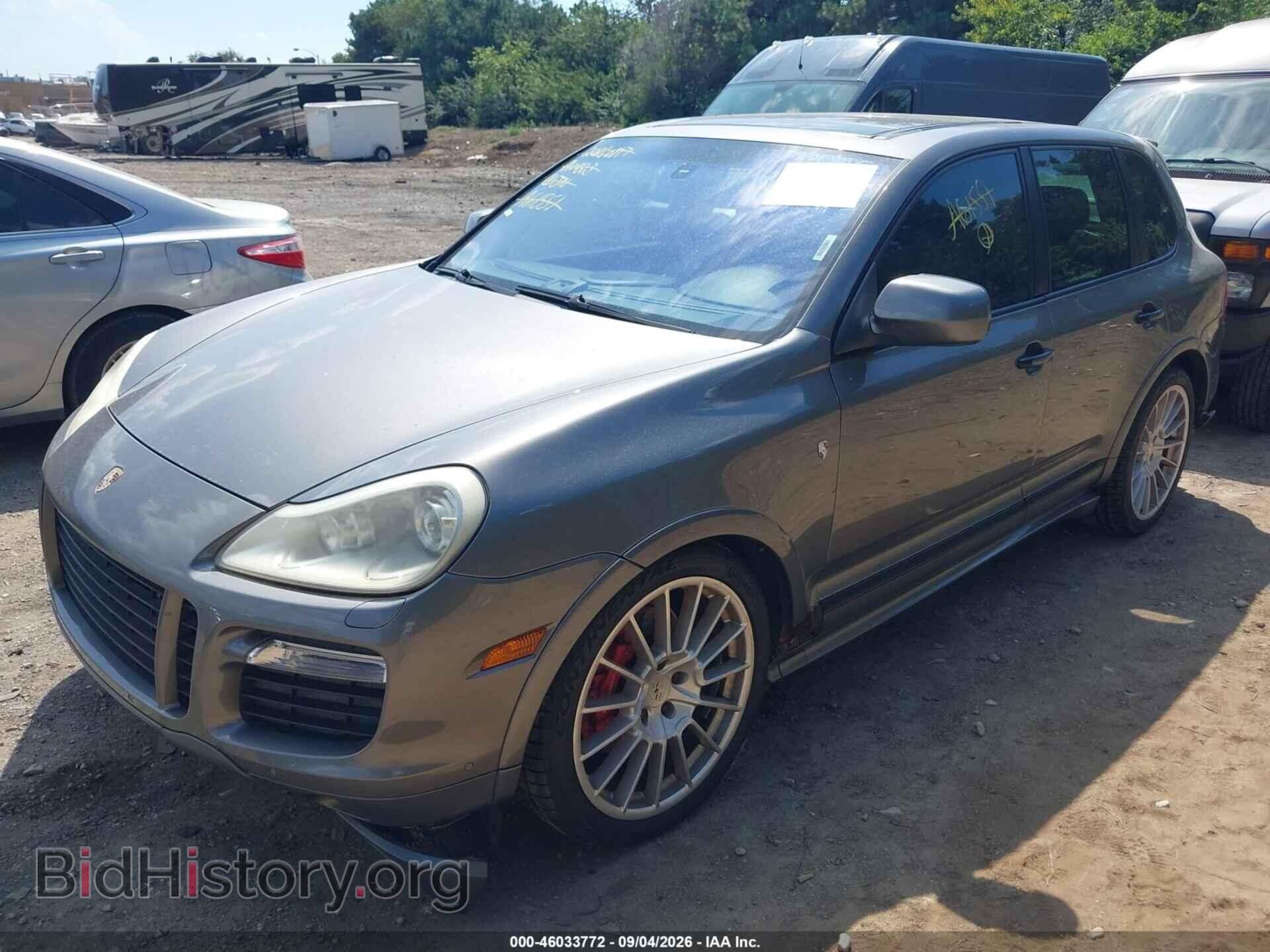 2010 PORSCHE CAYENNE - VIN: WP1AD2AP1ALA61551 - Photo 2