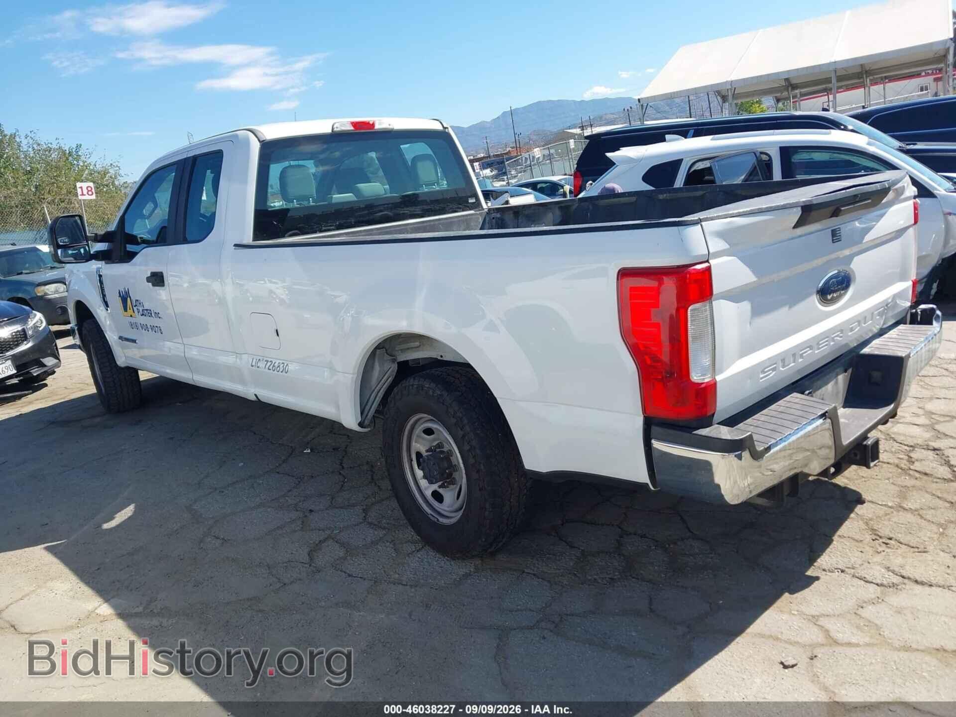 2017 FORD F-250 - VIN: 1FT7X2AT2HEE83343 - Фото 3