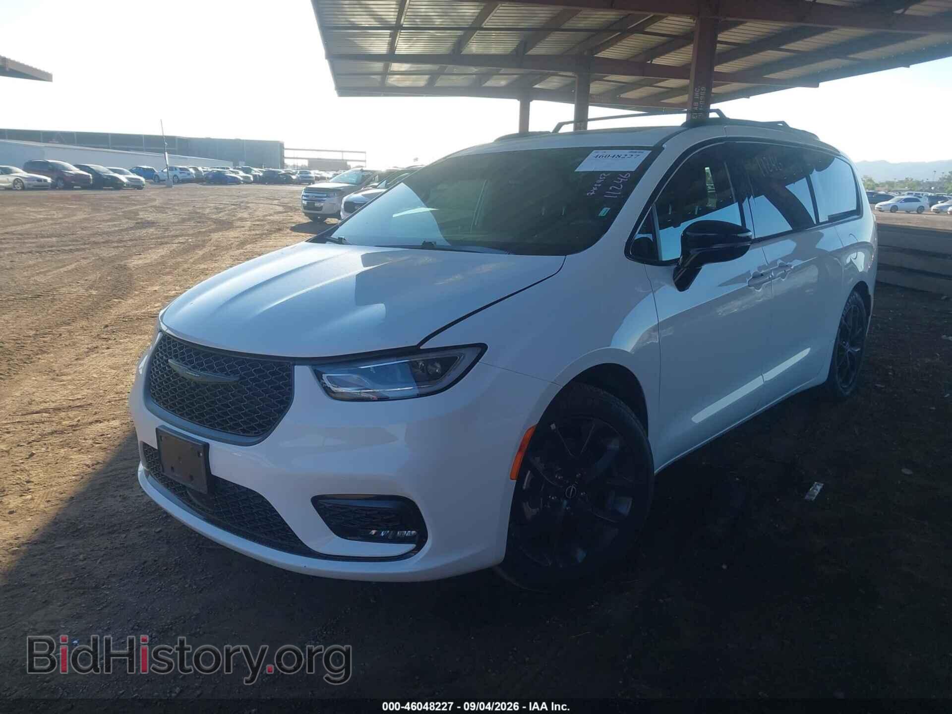 2025 CHRYSLER PACIFICA - VIN: 2C4RC1GG5SR570351 - Photo 2