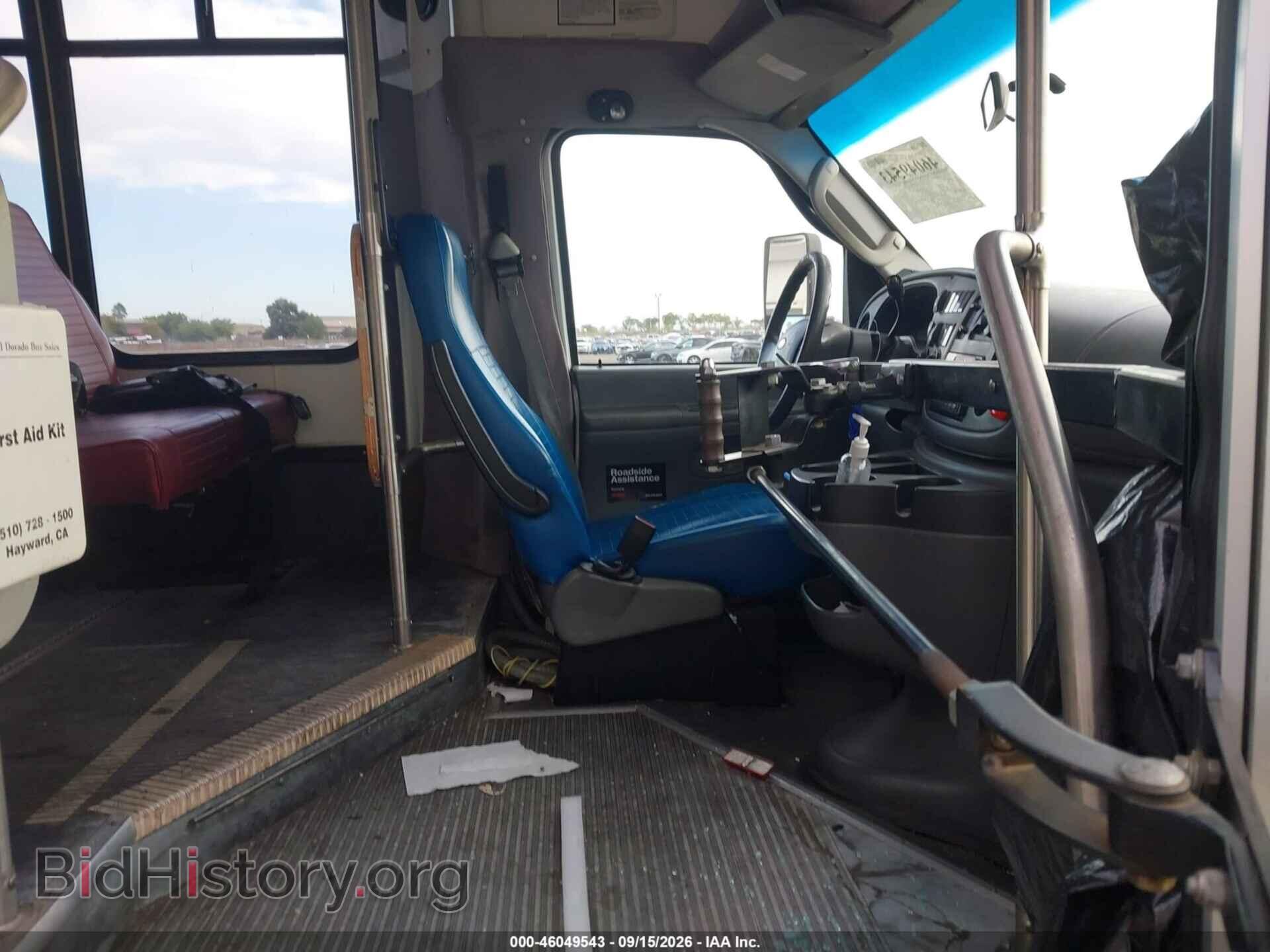 2006 FORD E-450 CUTAWAY - VIN: 1FDXE45S96DB10172 - Photo 6