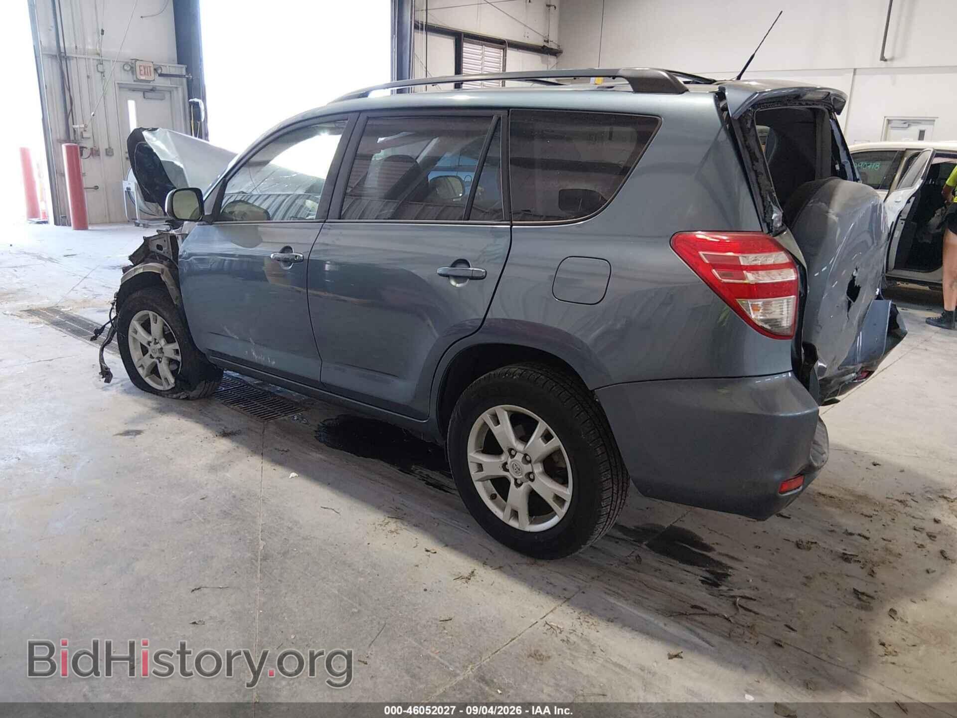 2011 TOYOTA RAV4 - VIN: 2T3BF4DV3BW142474 - Фото 3