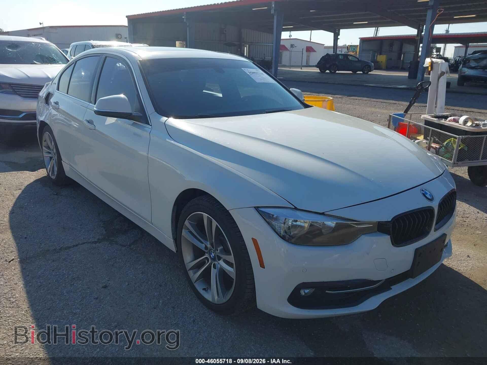 Photo WBA8E1C3XHA030061 - BMW 330E 2017